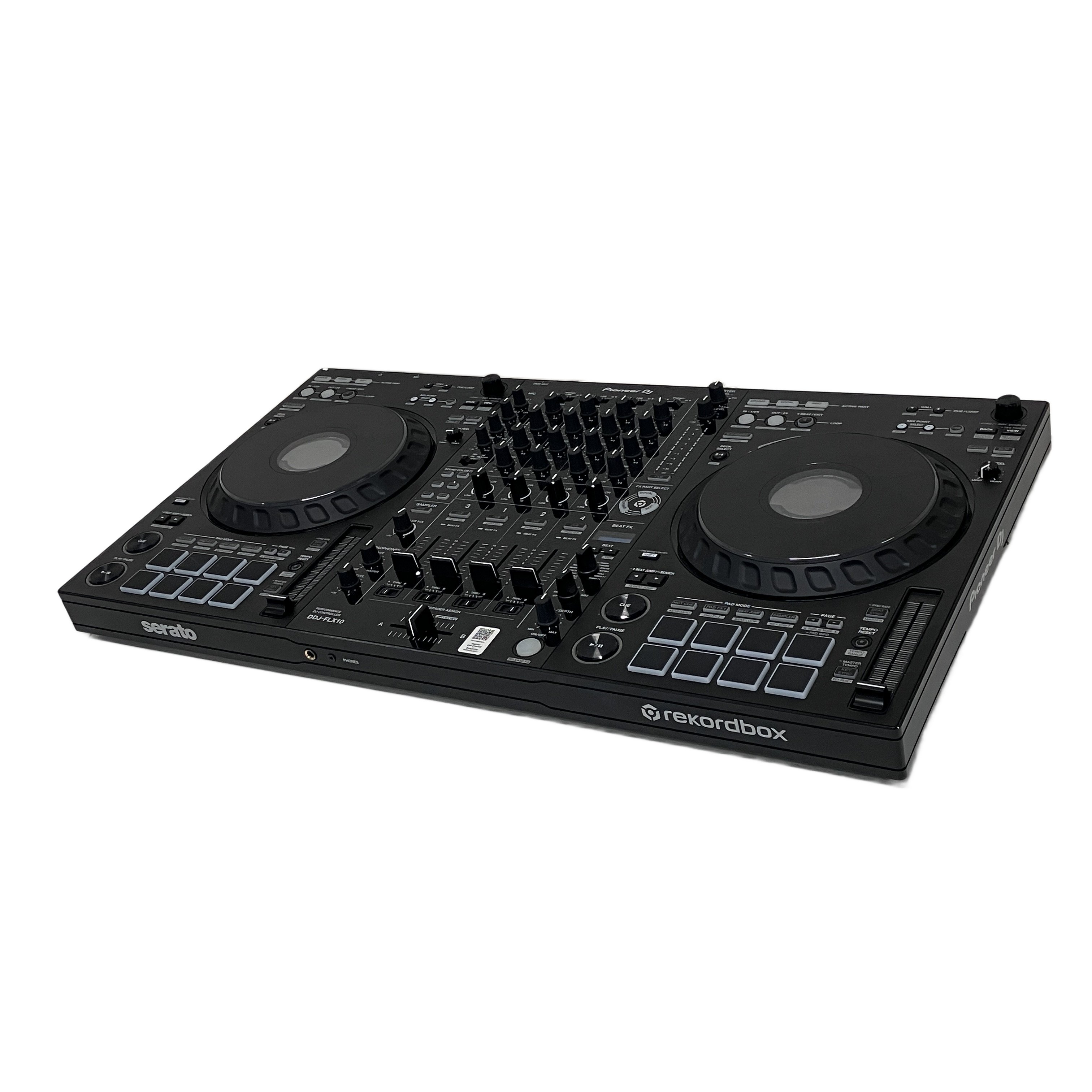 最新のDJテクノロジーを体感したい方に、自信を持っておすすめできる一台です。