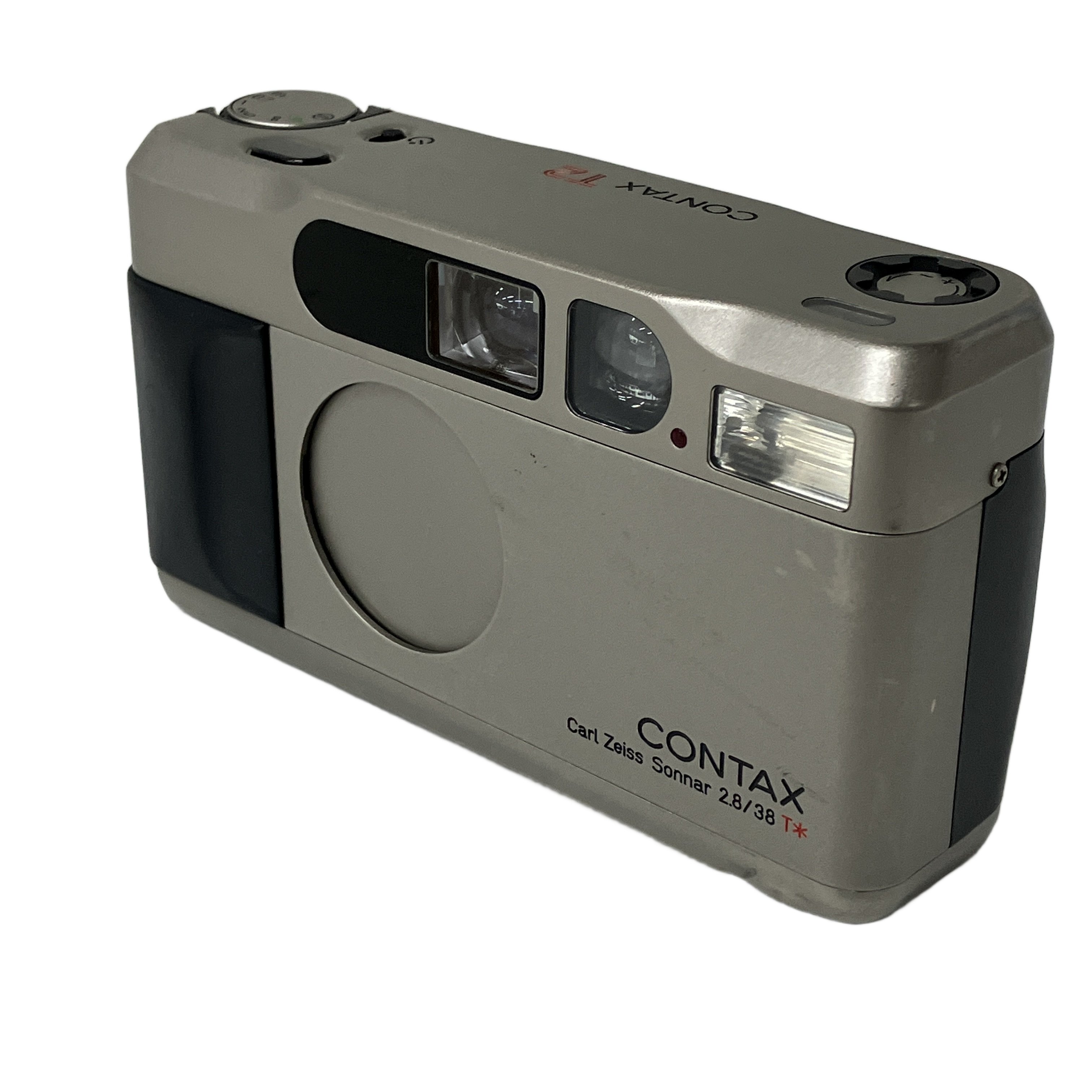 CONTAX T2|高級コンパクトの至宝、ツァイスが描く空気感とチタンの気品を纏った不朽の名作