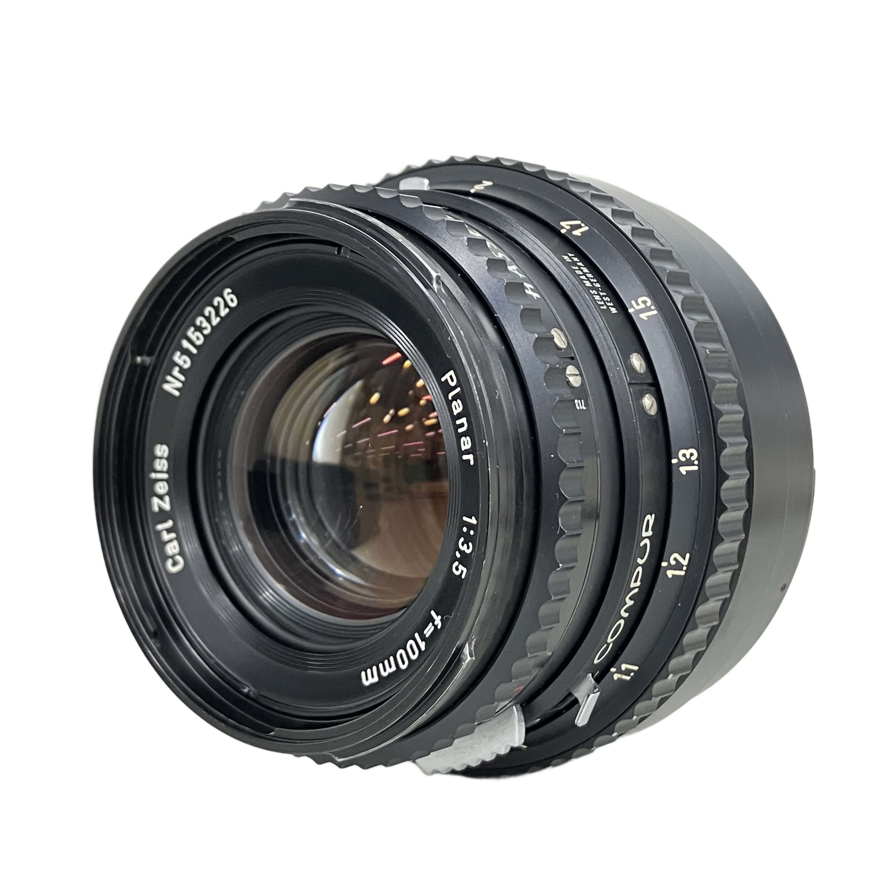 HASSELBLAD Carl Zeiss Planar T* 100mm f/3.5|「歪みのない究極の平面」を描き出す、ハッセルブラッドが誇る最高峰の標準レンズ