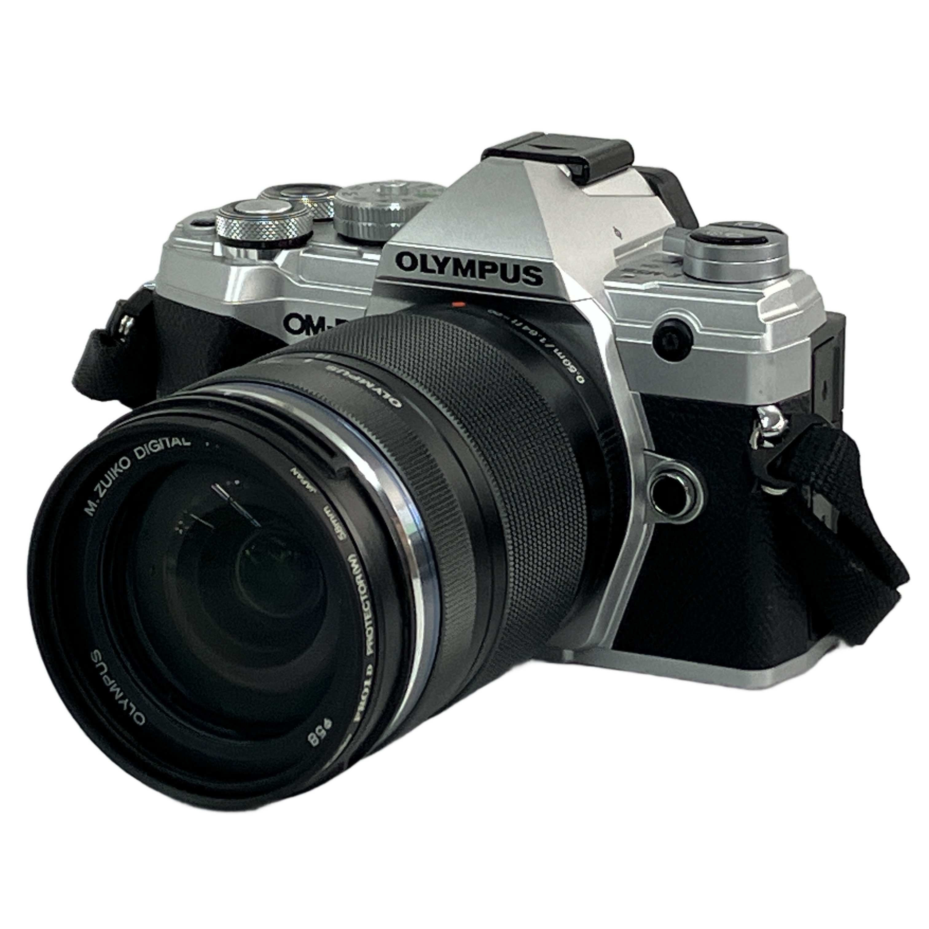 ★中古 OLYMPUS OM-D E-M5 Mark III 14-150mm II レンズキット★