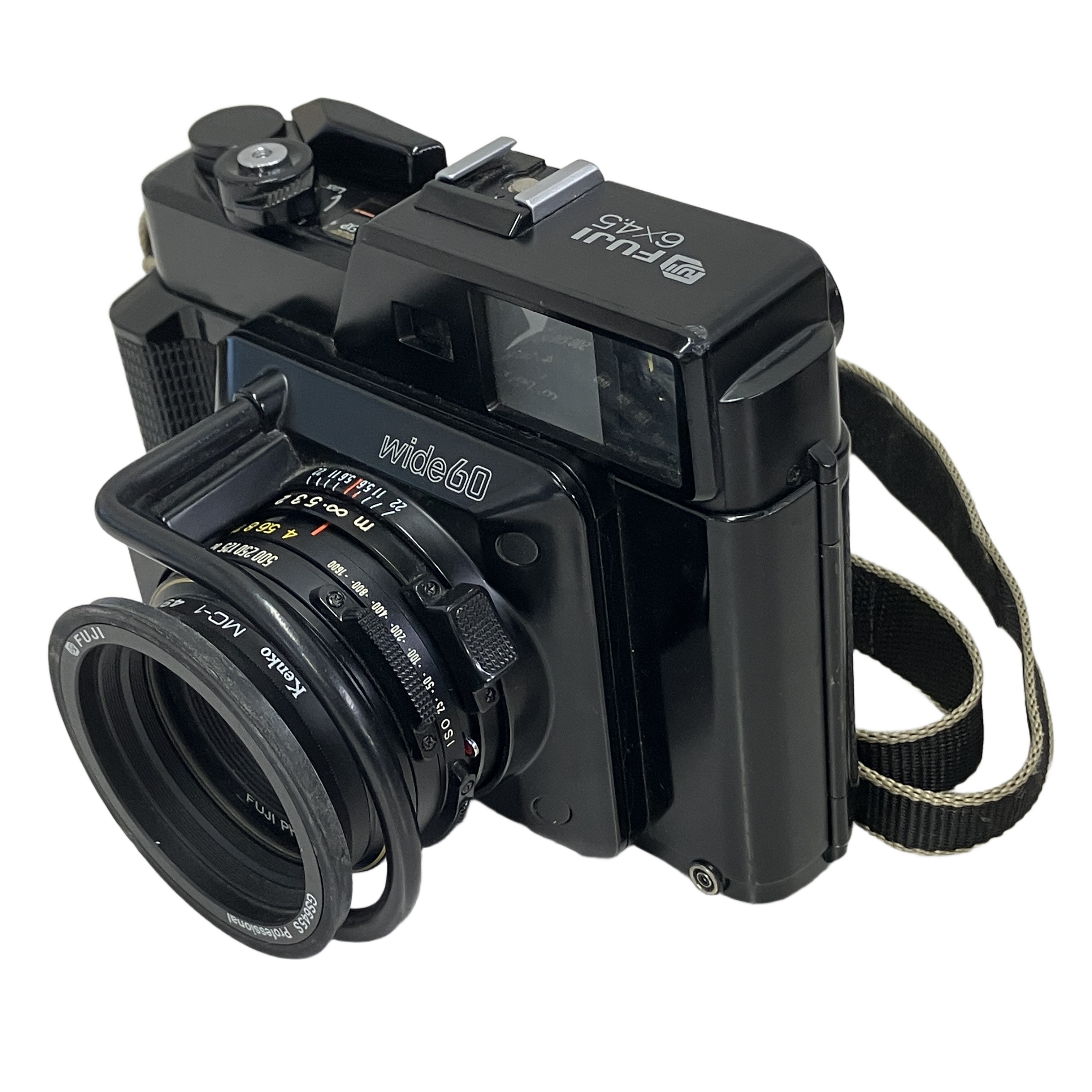 FUJI GS645S Professional Wide60:中判カメラの常識を覆す軽快な機動力と、EBCフジノンレンズの鮮烈な描写力を兼ね備えた6×4.5判レンジファインダー