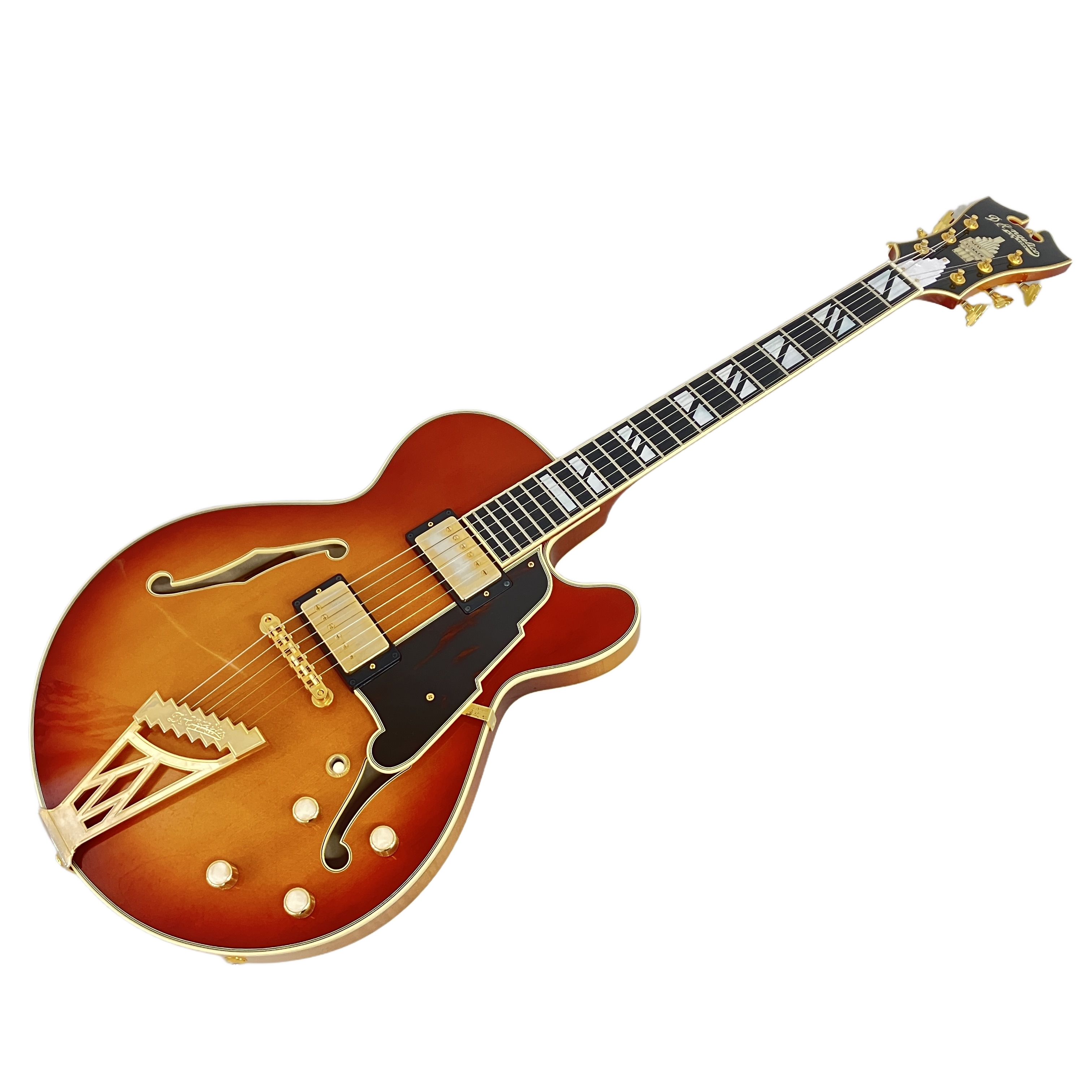 D'Angelico NYSS-3B VF:伝説の名工の魂を継承。スプルース・トップが奏でる、芳醇で甘美な至高のセミアコースティック・サウンド