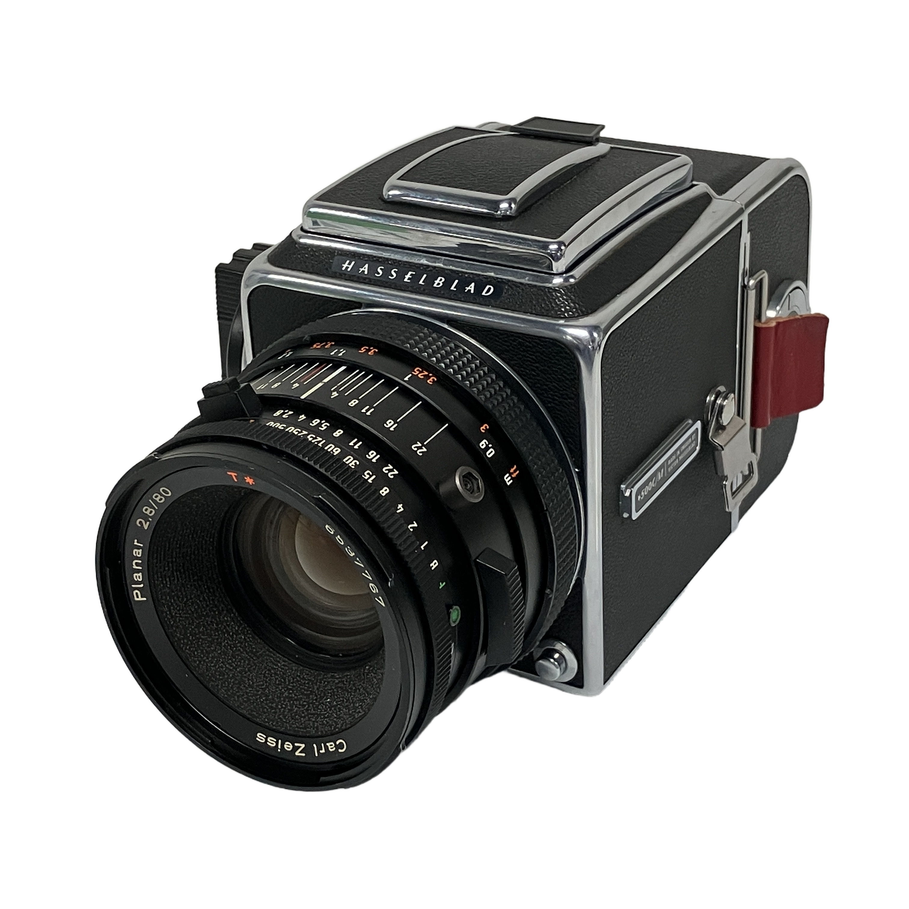 HASSELBLAD 500C/M + Carl Zeiss Planar 80mm F2.8 レンズセット:真四角のファインダーに広がる、息を呑むようなツァイスの魔法と機械式カメラの到達点。