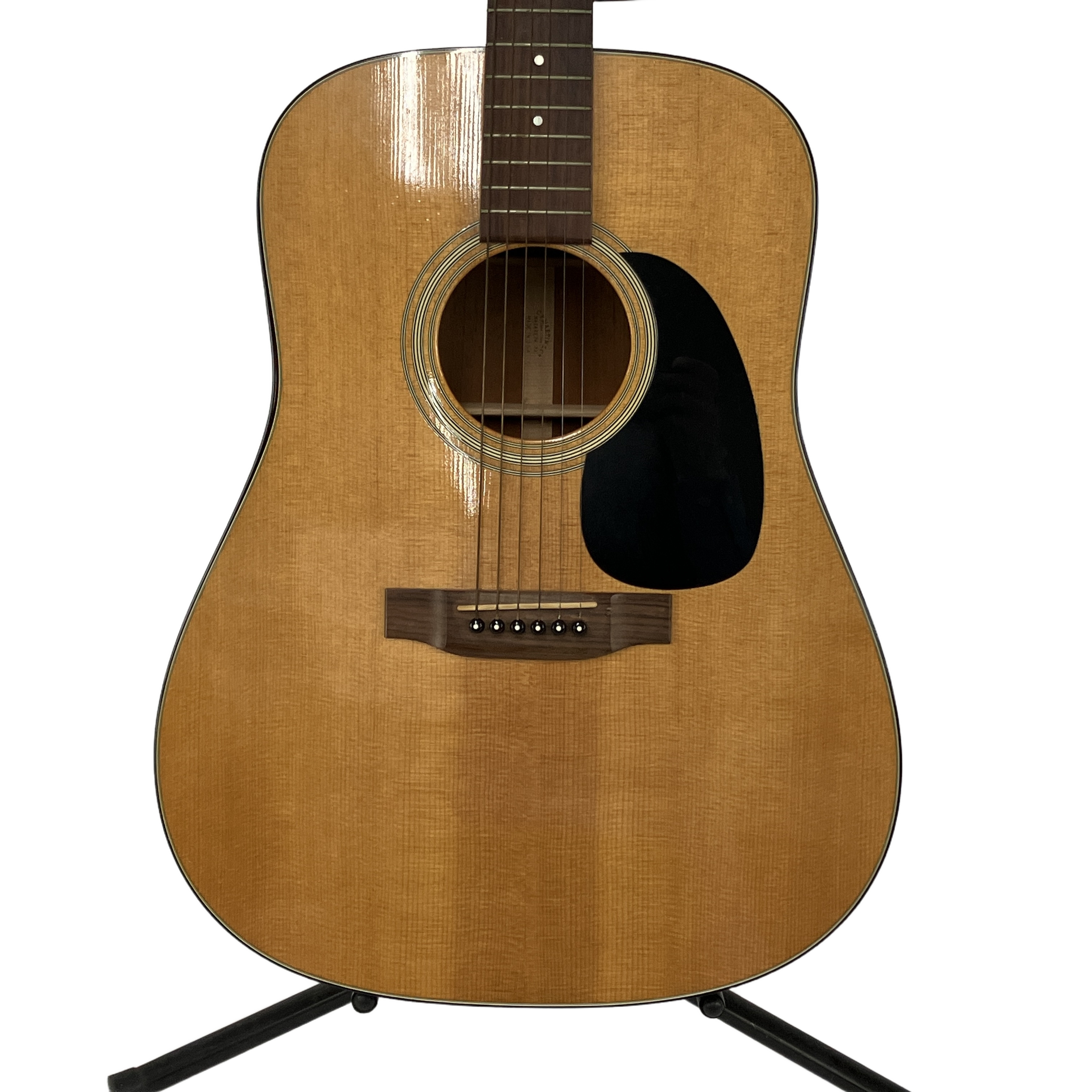 Martin D-18(1998年製):激変期前のローズ指板仕様 マーティン 黄金期の風格!!