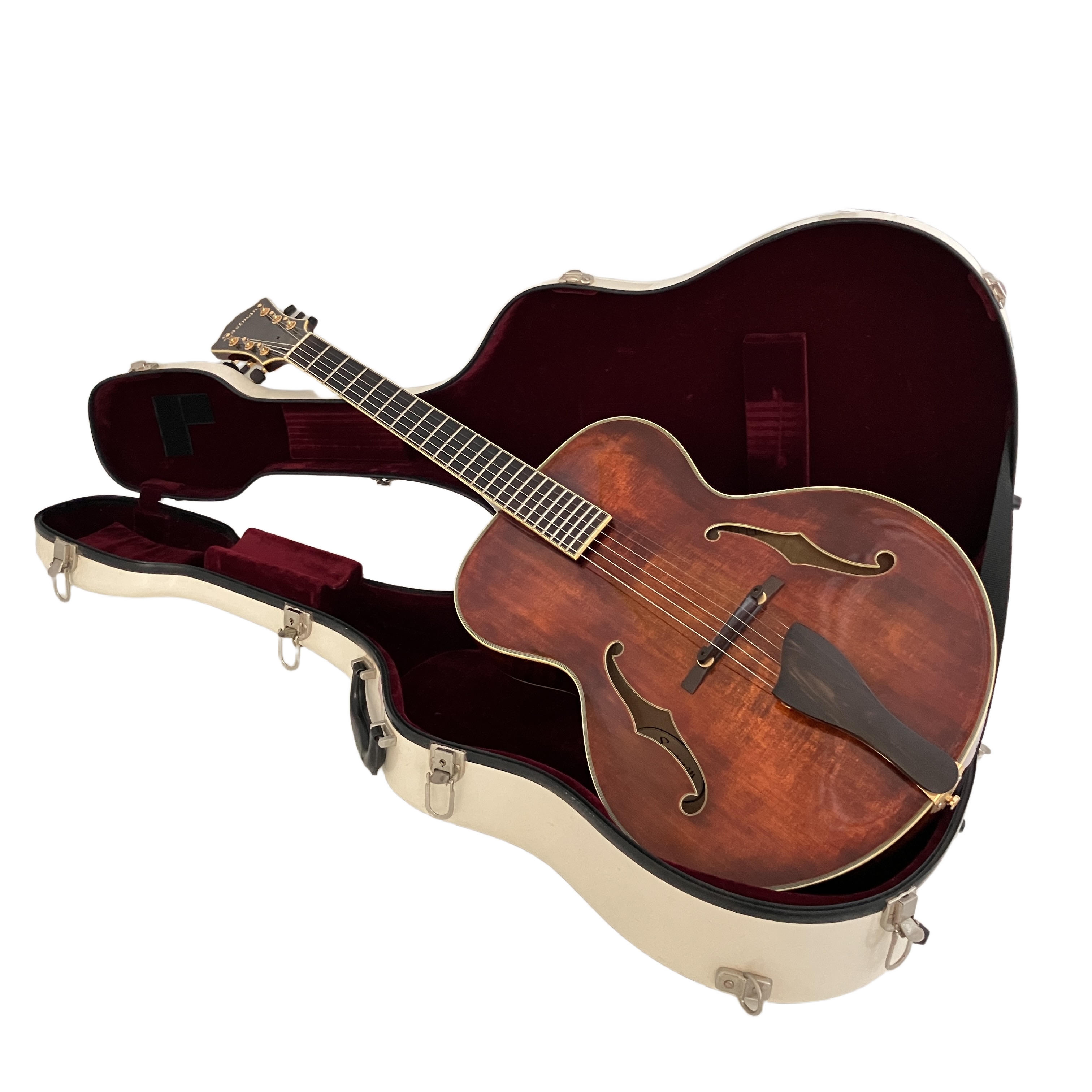EASTMAN AR-805:バイオリンの手法から生まれた、真のアーチトップ・サウンド。