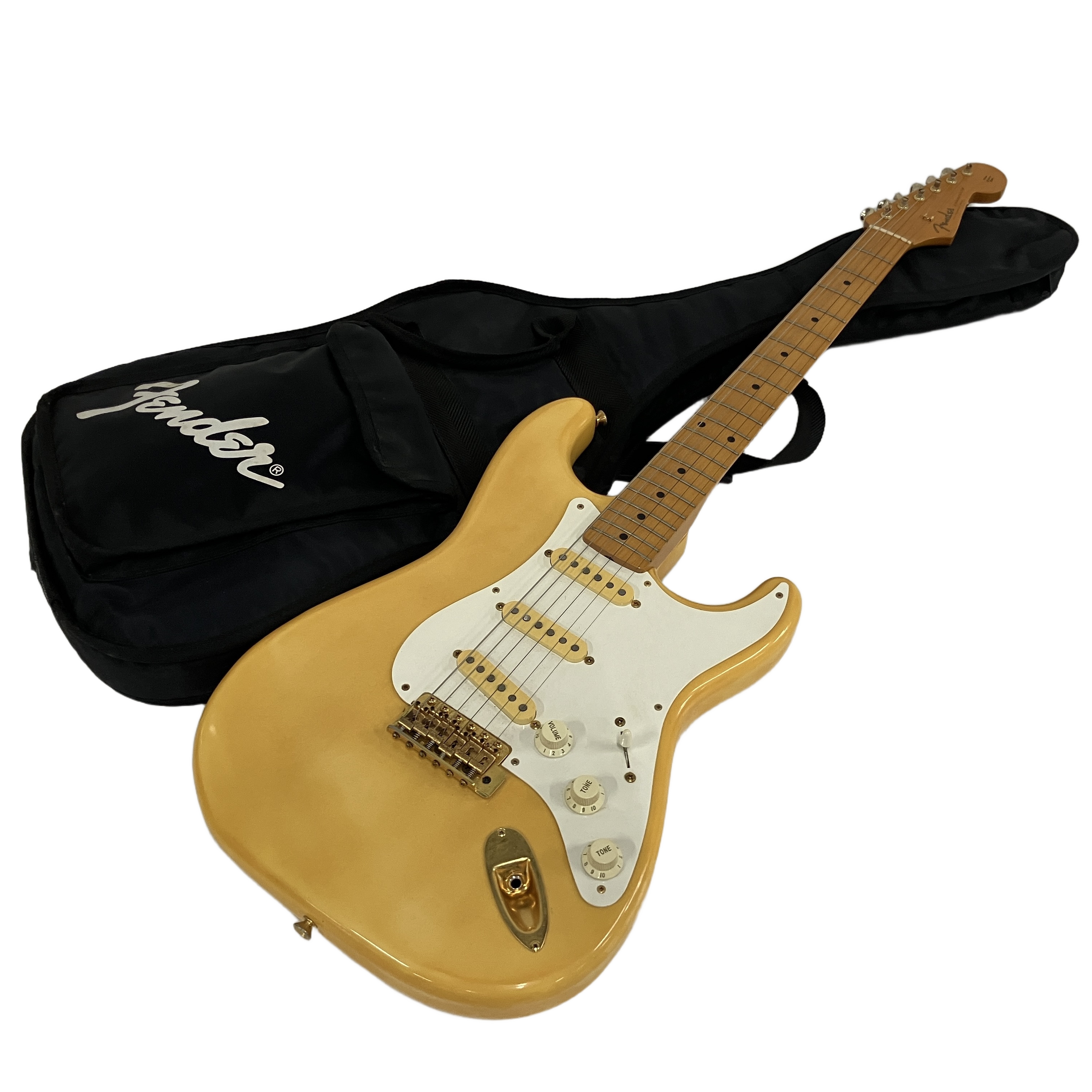 FENDER Stratocaster エレキギター
