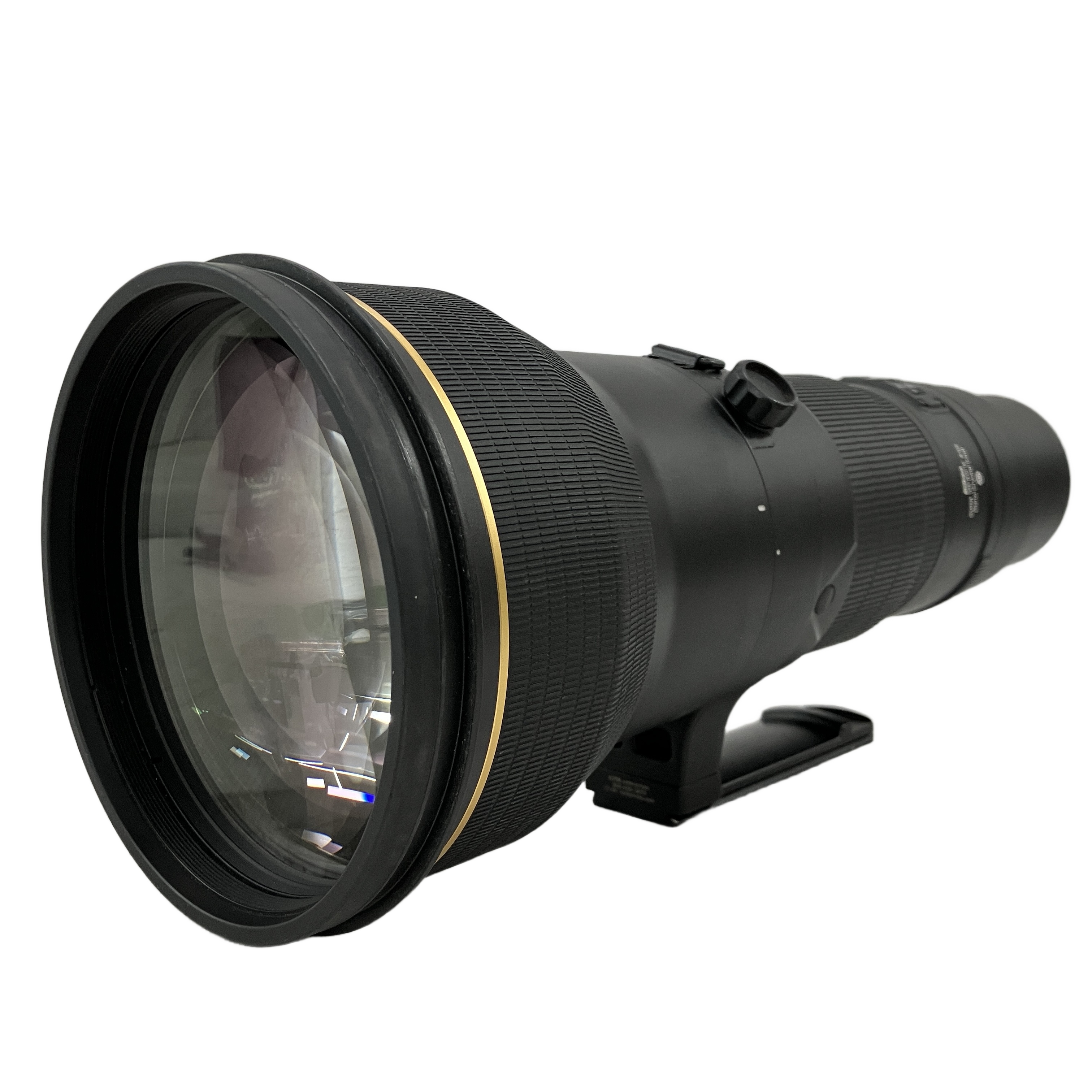 Nikon AF-S NIKKOR 600mm F4 G ED VR (通称:ロクヨン / 点傷あり):光学系のポテンシャルは健在。圧倒的な描写力を賢く手に入れる「実戦向け」の原石。