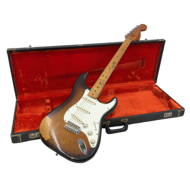 FENDER Stratocaster エレキギター