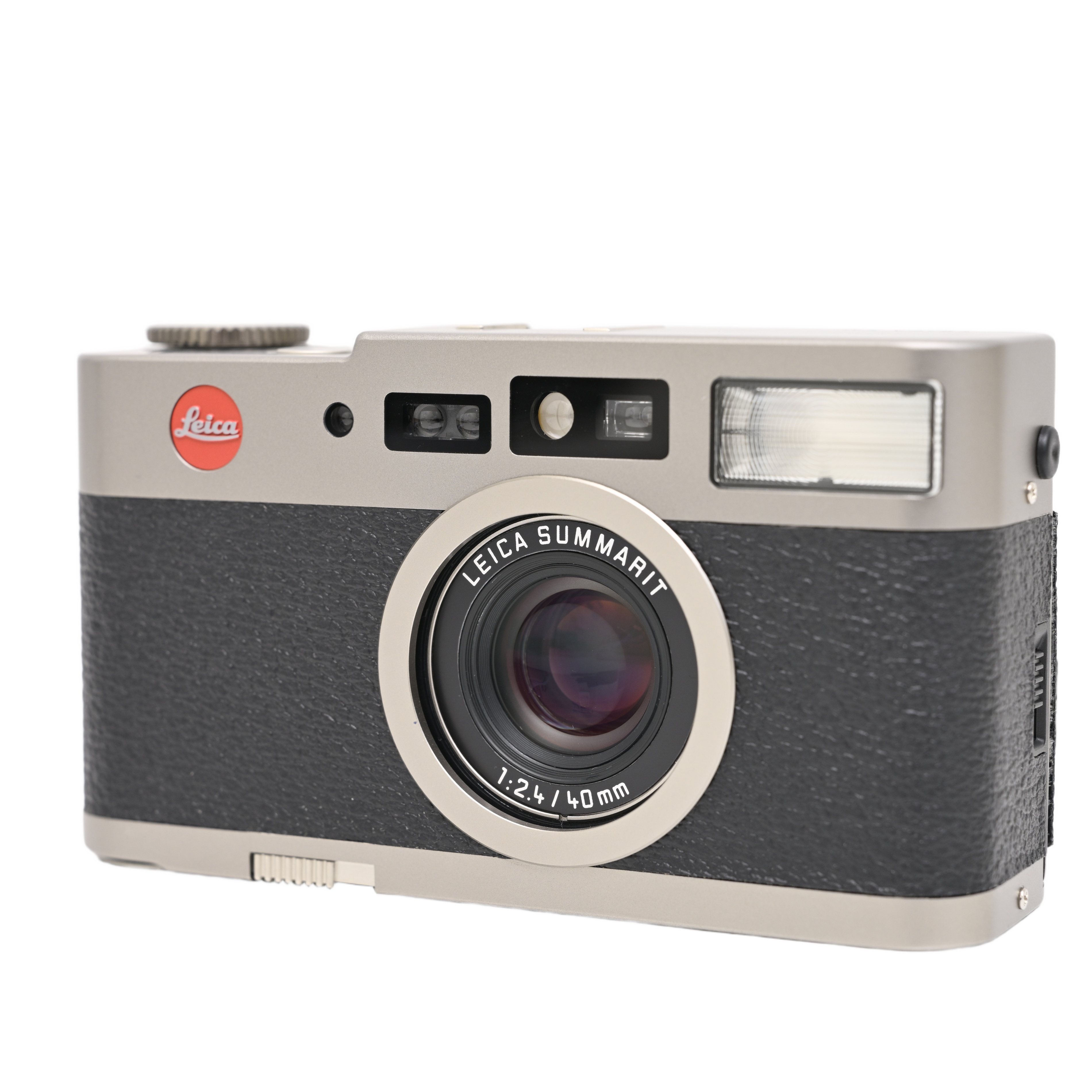 Leica CM 18130|SUMMARIT 40mm f2.4 搭載 高級コンパクト