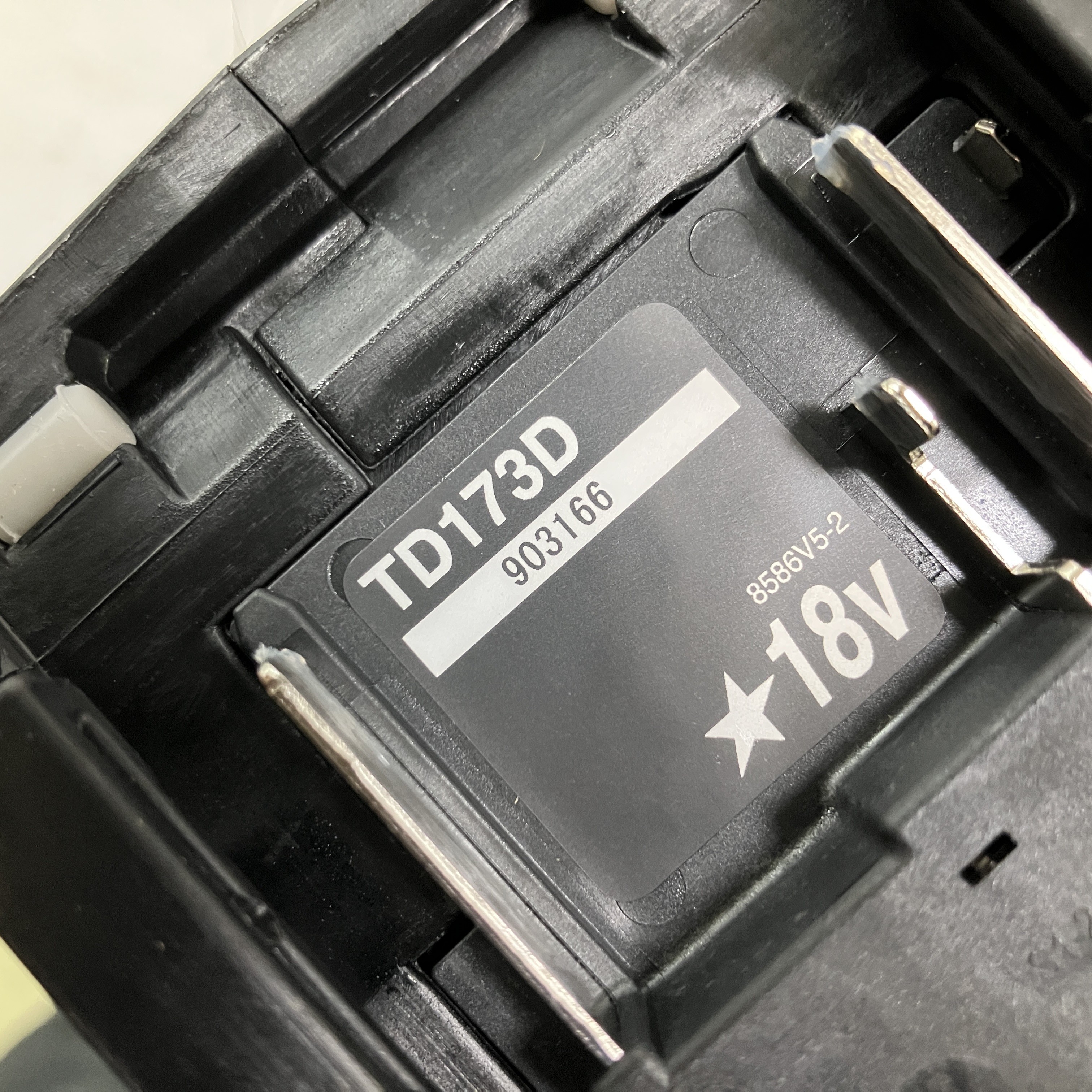 MAKITA TD173DGXPR インパクトドライバ LXT20周年記念カラー