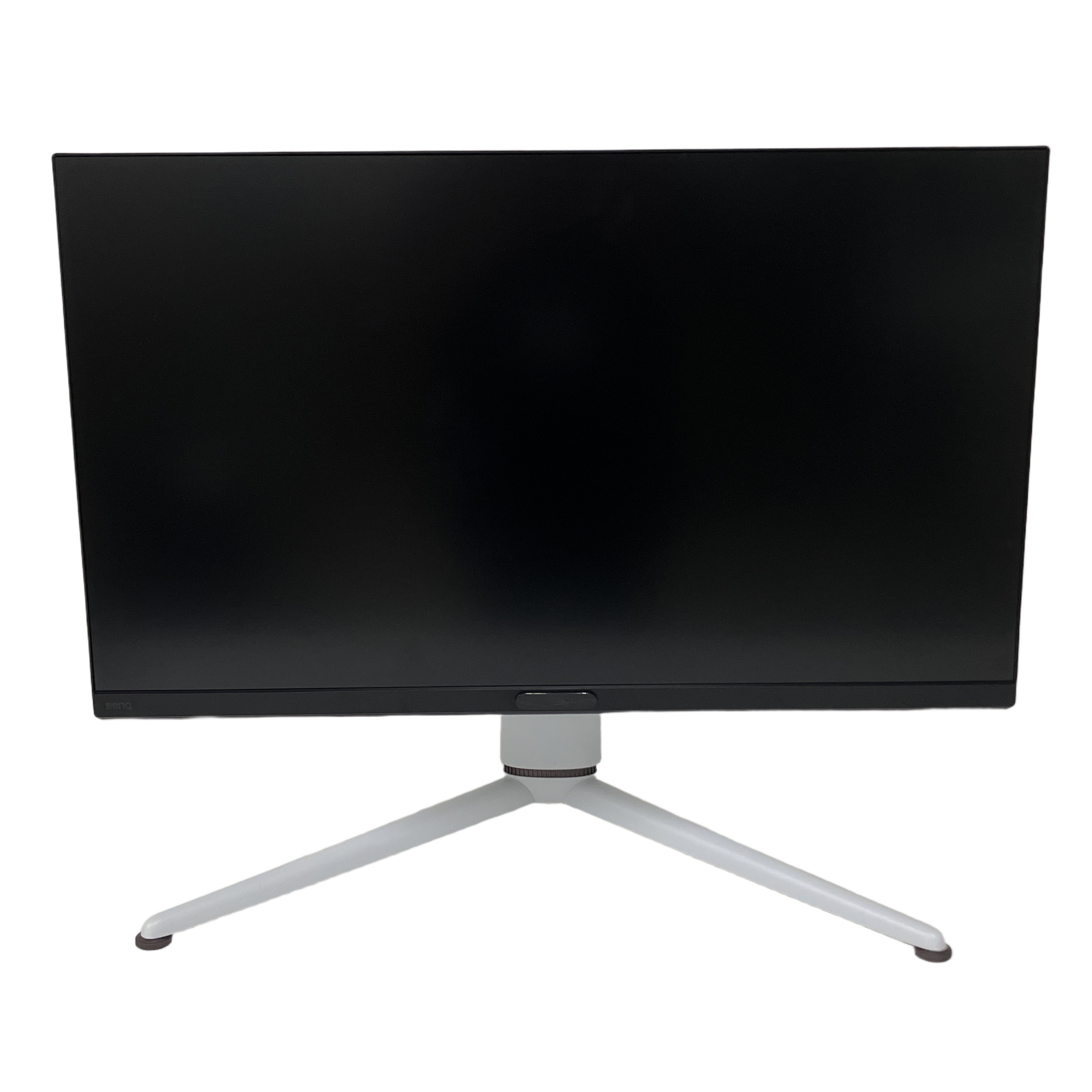 ゲームの没入感を極限まで高める31.5型4Kゲーミングモニター。