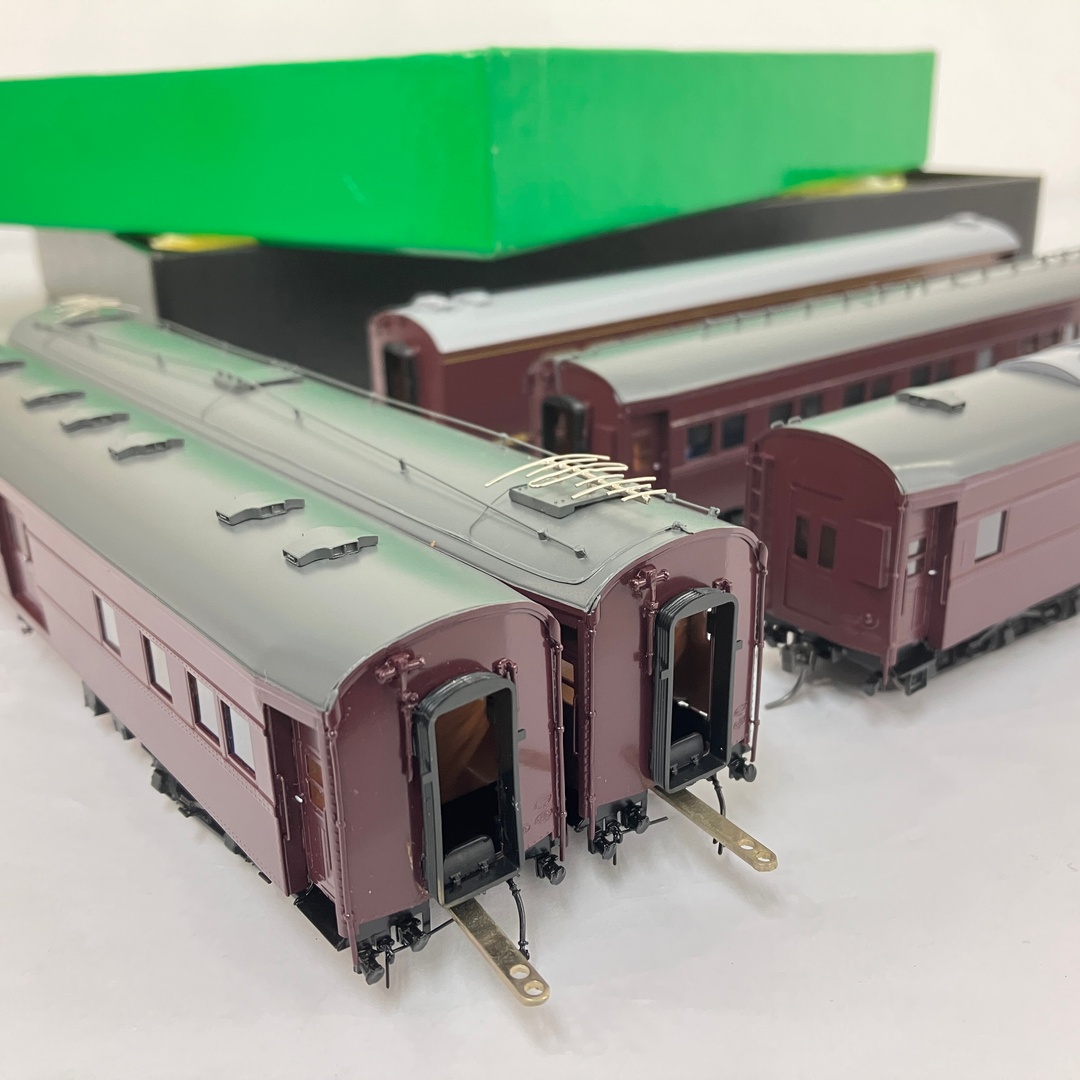 MORE 国鉄 新1号 お召列車 No551 HOゲージ