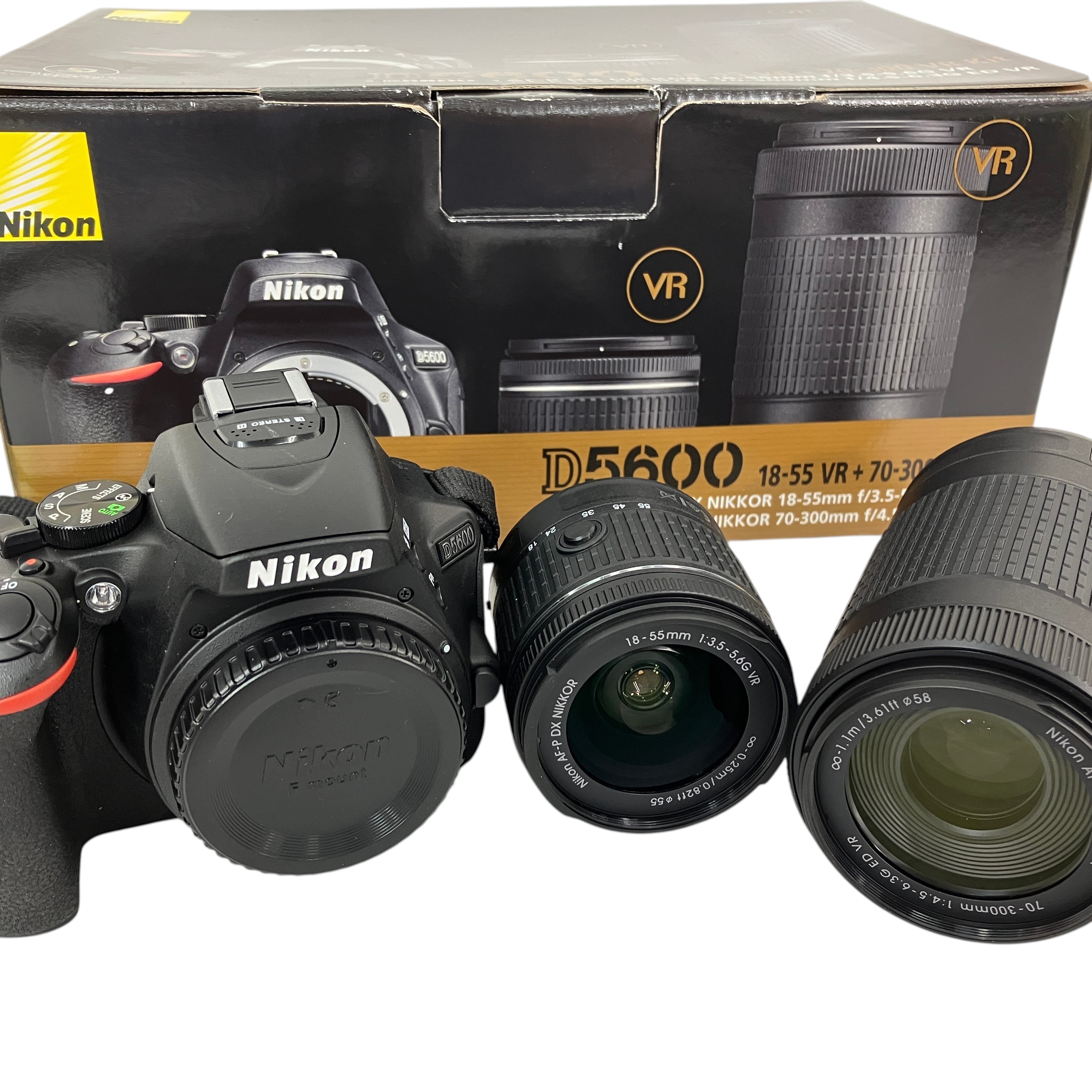 NIKON D5600 デジタル一眼レフ 18-55mm 70-300mm