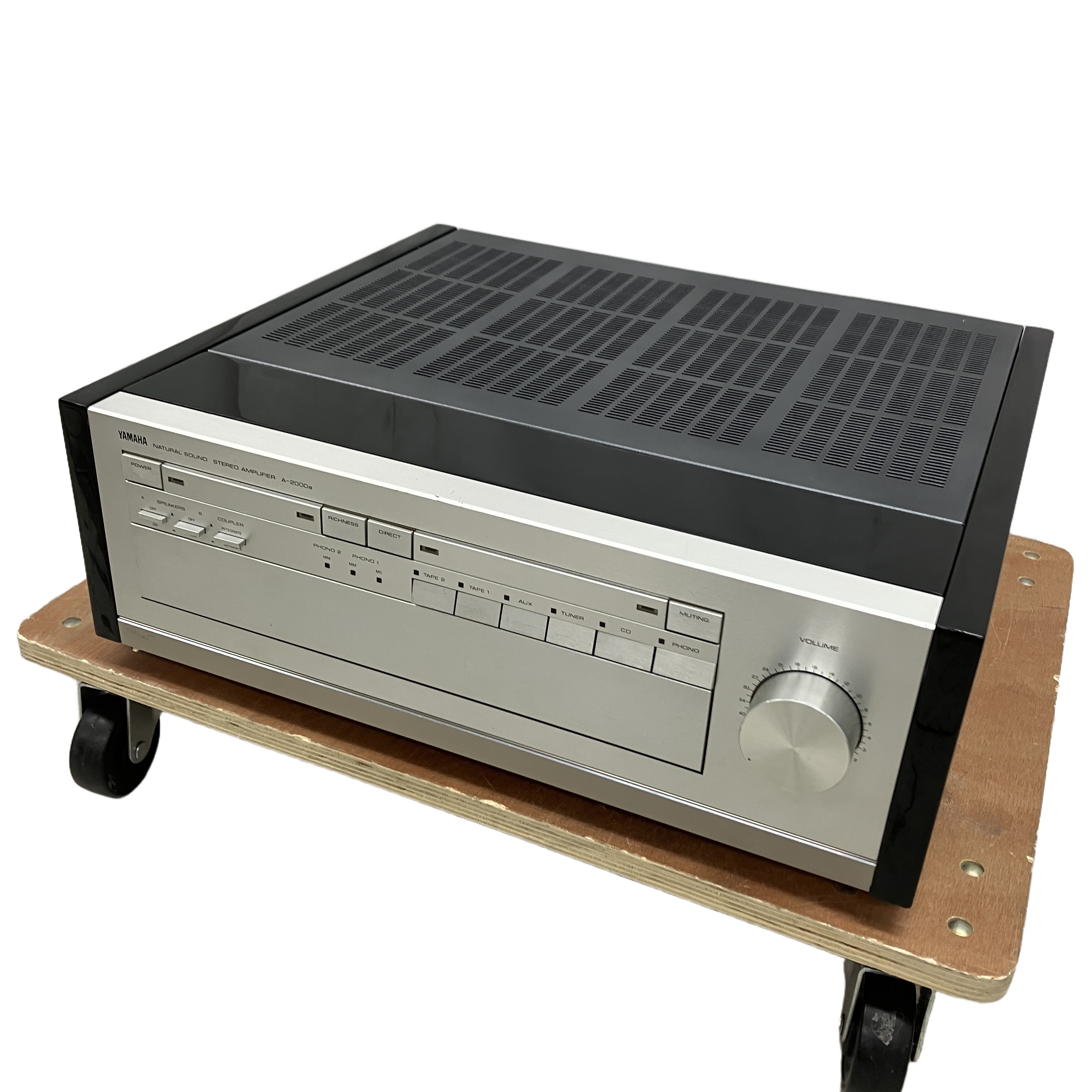 YAMAHA A-2000a プリメインアンプ