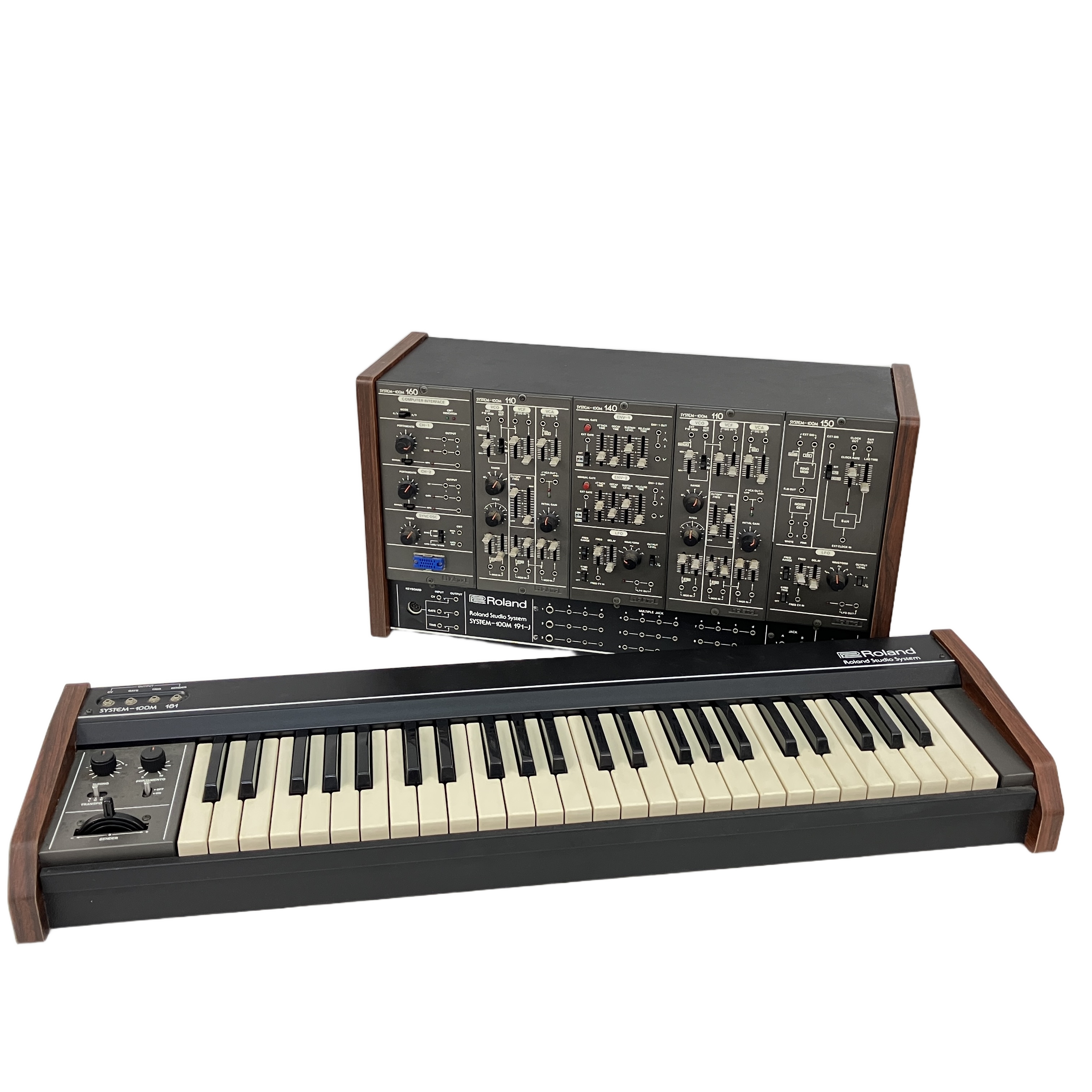 Roland SYSTEM-100M コンプリートセット(M191 / M110×2 / M140 / M150 / M181)+ 16chラインミキサー M-160:至高の5連ラック仕様。2台のM110のうち1台不動のための訳ありパッケージ、無限の音響探求者へ捧ぐヴィンテージ・マスターピース。