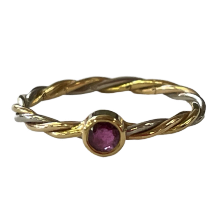 COのため期限までヤフオク6088299-4 Cartier ツイストリング ルビー 750