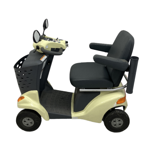 SUZUKI ET4D セニアカー 4輪