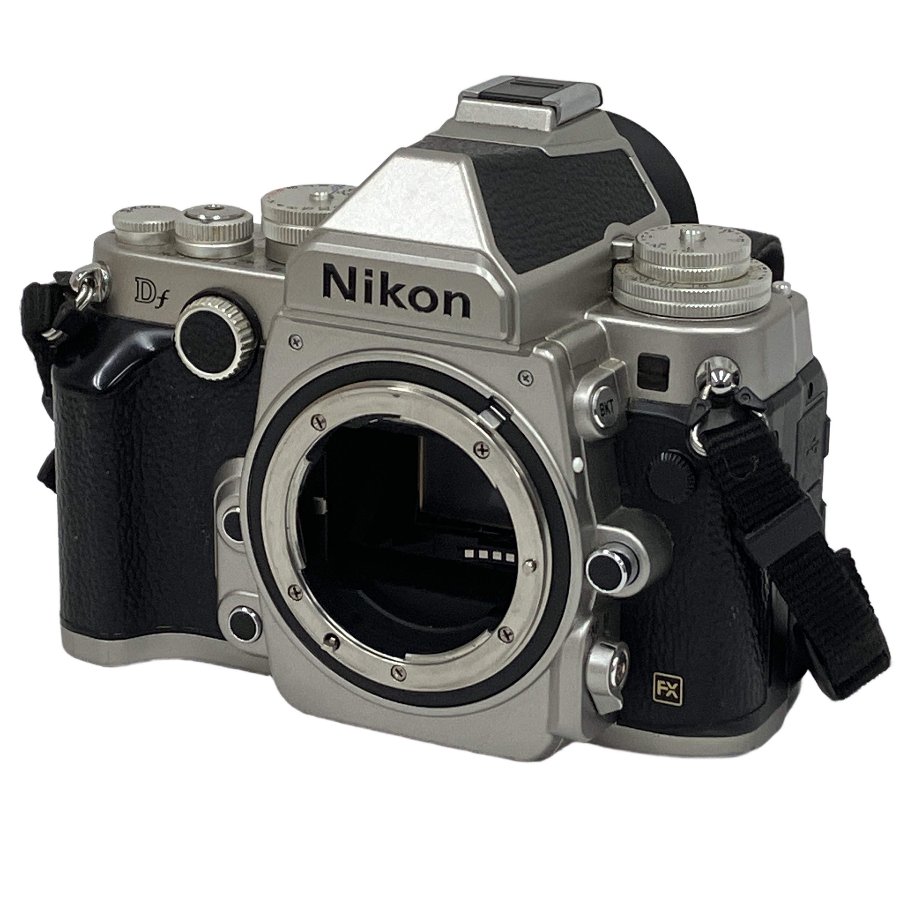 Nikon Df ボディ:フラッグシップD4と同等の至高のセンサーを搭載。動画機能をあえて削ぎ落とし、アナログダイヤルで光を操る、ニコン伝統の傑作デジタル一眼レフ。