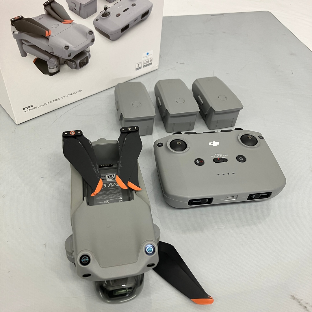 DJI AIR2S ドローン