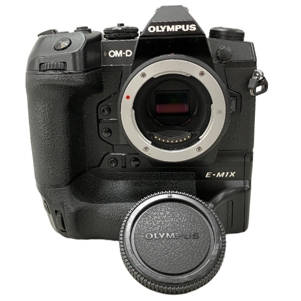 OLYMPUS OM-D E-M1X オリンパス ミラーレス 一眼 カメラ マウントアダプタ付 写真 撮影 中古