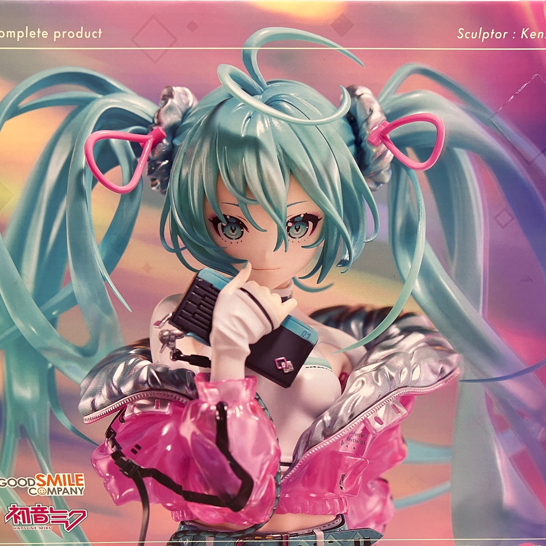 グッドスマイルカンパニー 初音ミク with SOLWA 1/7スケール フィギュア 米山舞氏 ホビー 中古