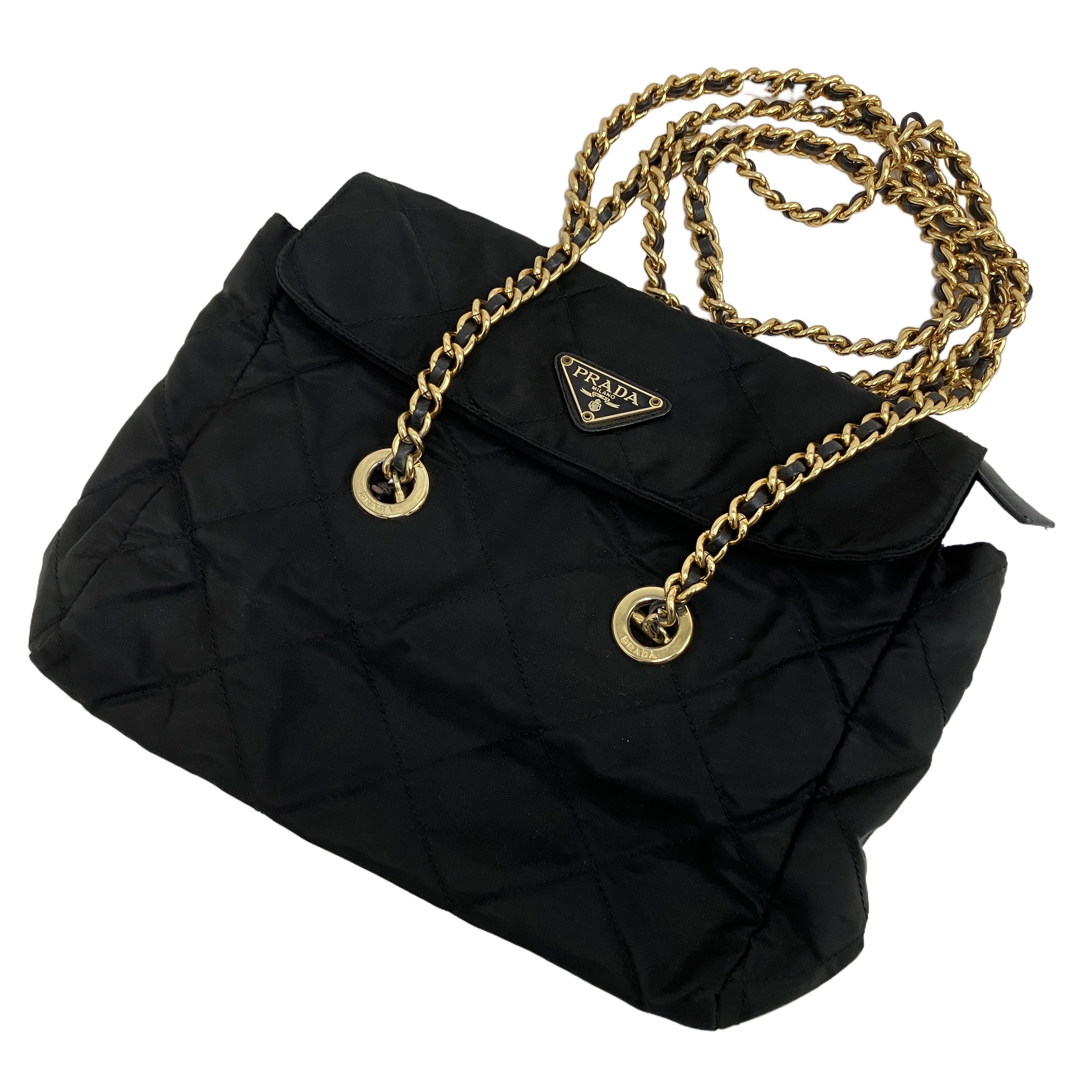 PRADA チェーンバッグ