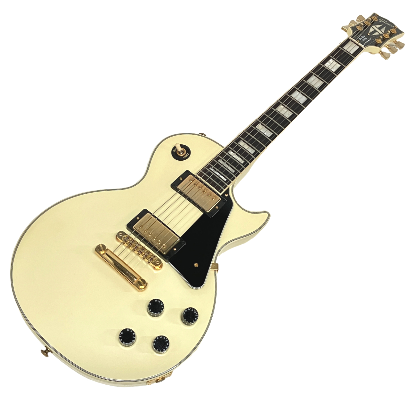Gibson Les Paul Custom Light 2016:伝統のタキシードルックスをそのままに、劇的な薄型・軽量ボディを実現。ステージを縦横無尽に駆ける実戦派レスポールの究極形。