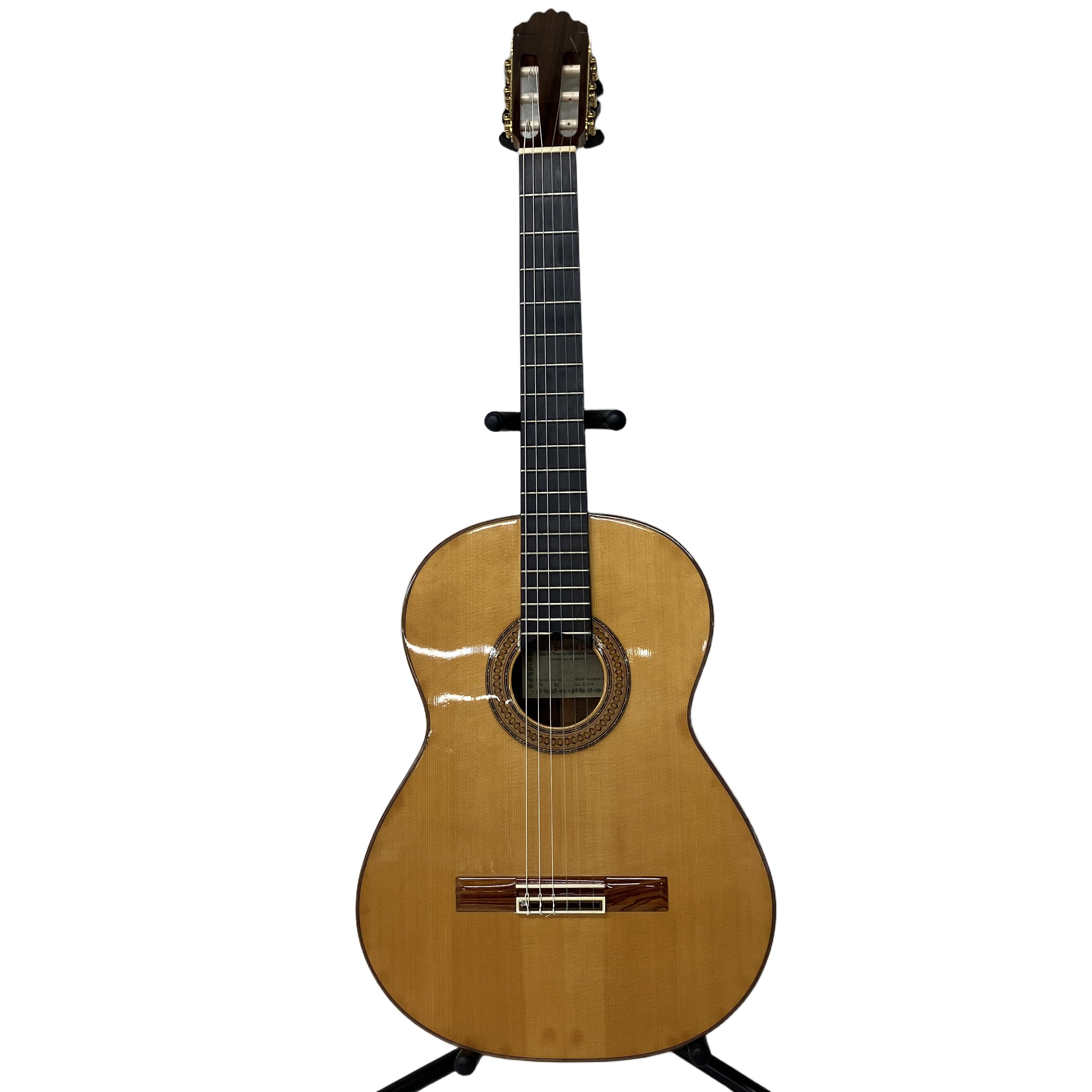 Hnos. Sanchis Lopez 2F PS フラメンコギター(2014年製):スペイン・バレンシアの名門サンチス一族の血統。鋭いアタックと圧倒的な音量を誇る、本場スペイン製のプロフェッショナル仕様フラメンコ。