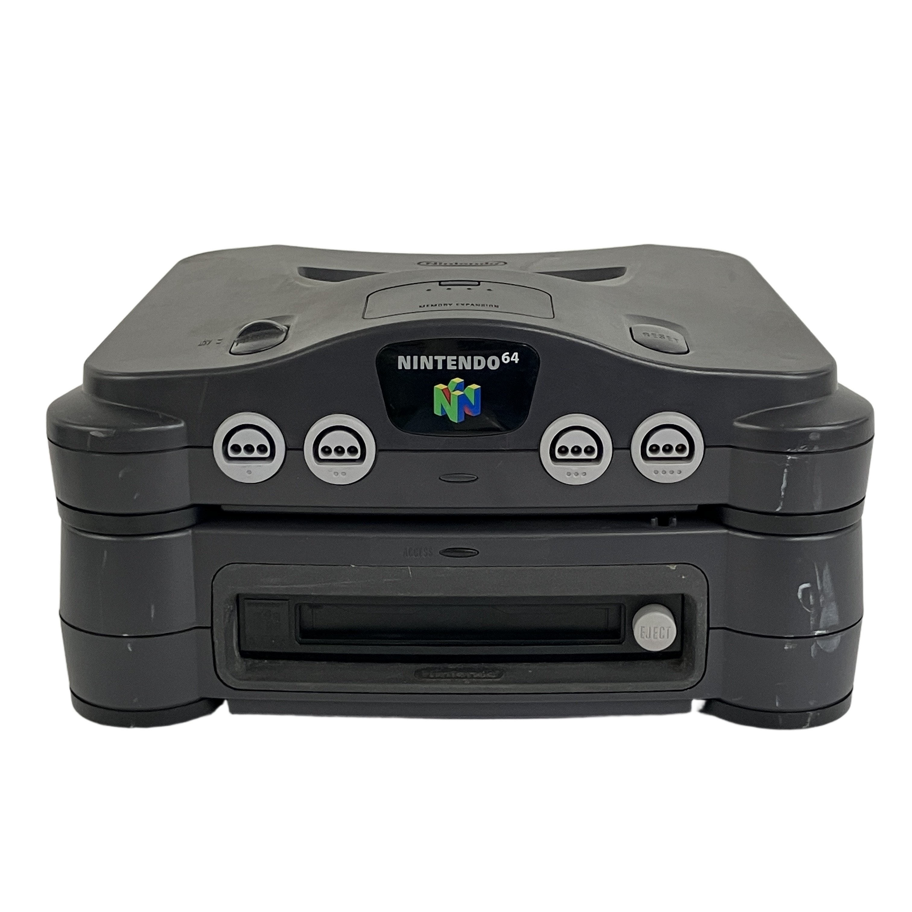 Nintendo 64 & 64DD ドッキングセット(NUS-001 / NUS-010):レトロゲーム史上屈指の幻のハード。メモリー拡張パックも装着された、コレクター垂涎の近代ゲーム歴史的遺産。