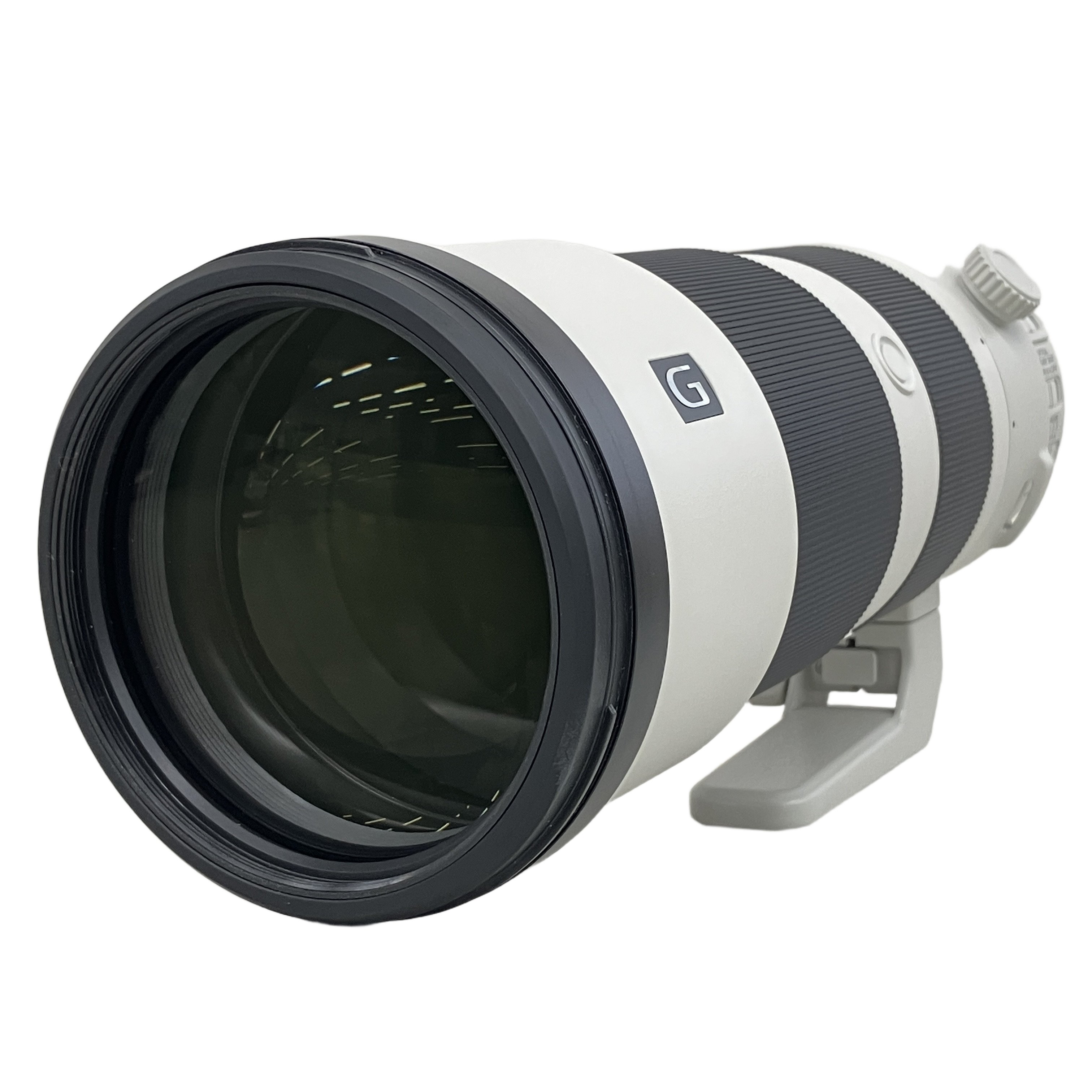 SONY FE 200-600mm F5.6-6.3 G OSS(SEL200600G / 35mmフルサイズ対応 Eマウント / インナーズーム機構 / 光学式手ブレ補正OSS搭載 / 高速DDSSM駆動 / 中古美品):遥か遠くの情景を鮮明に引き寄せる。野鳥・スポーツ・航空機撮影を極める、ソニー最高峰の超望遠Gズームレンズ。