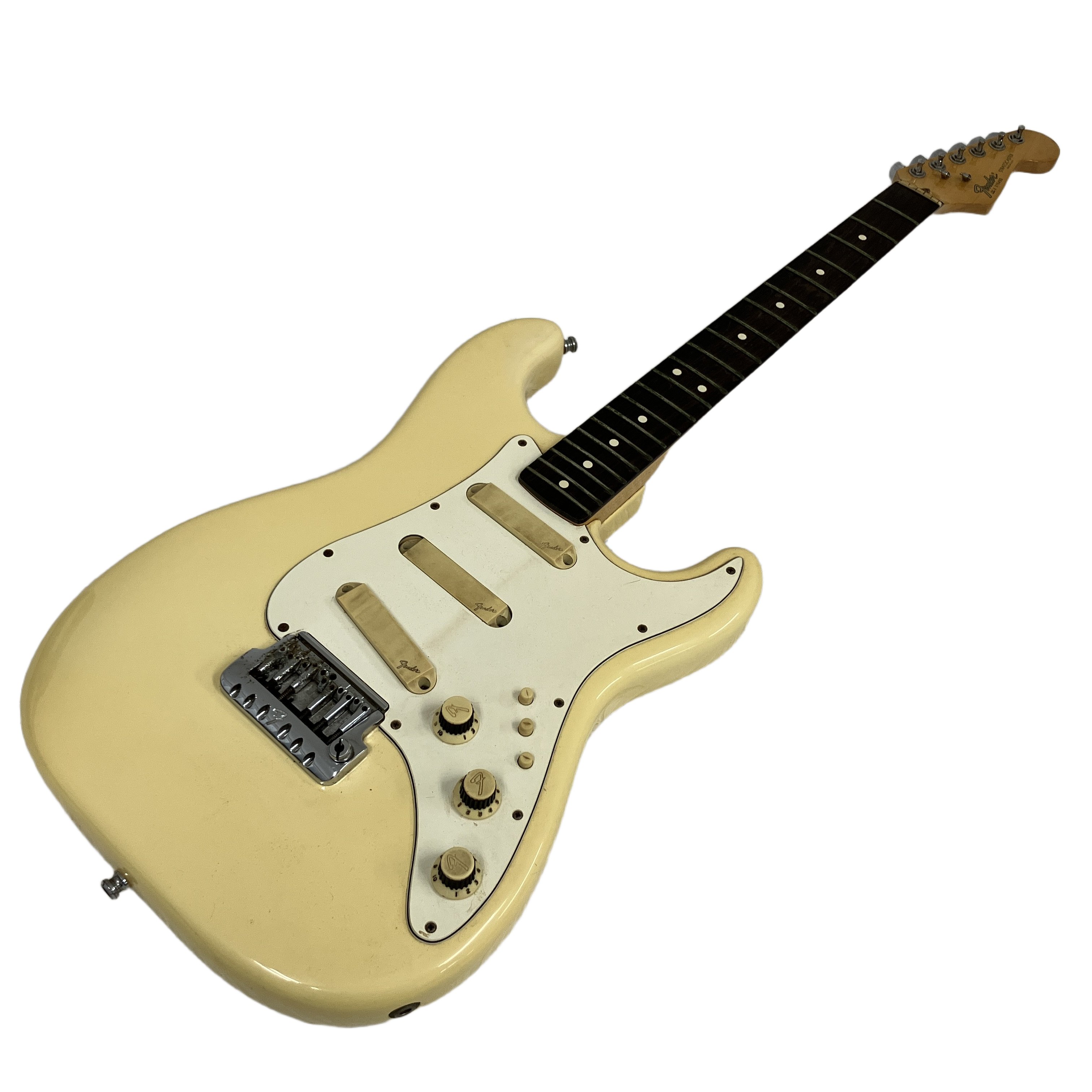 Fender USA Elite Stratocaster Rosewood Fretboard(1983年製 / シリアル:E315492 / 国内正規山野楽器保証書・オリジナルマニュアル・純正ハードケース付属):CBS期フェンダーが最先端技術を凝縮した幻の最高峰モダン・ストラト。当時のオリジナル付属品が奇跡的に揃った、歴史的価値の高い極上ヴィンテージ。