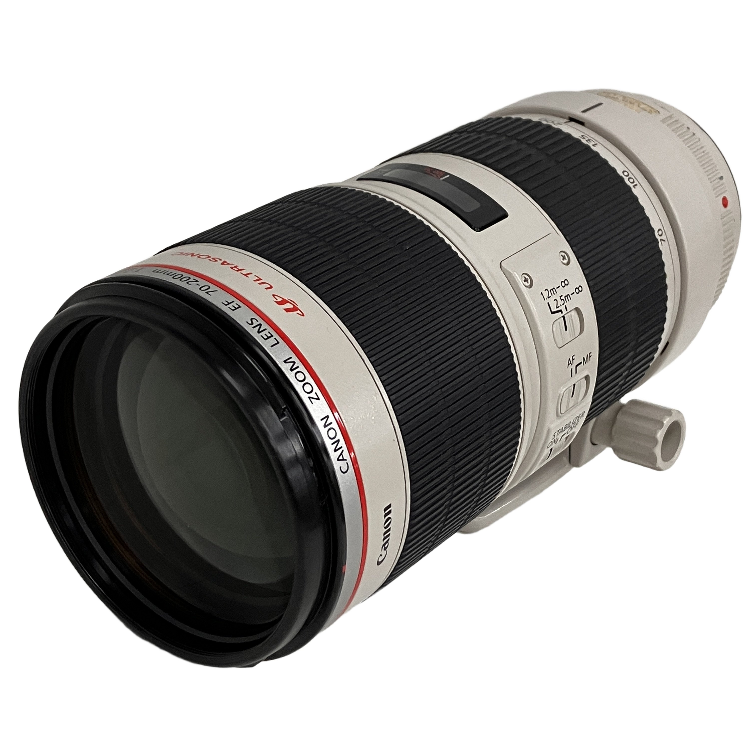 Canon EF 70-200mm F2.8 L IS II USM(キヤノンEFマウント / フルサイズ対応 / 大口径望遠ズームレンズ / 手ブレ補正搭載 / 中古):プロの現場を支え続ける大口径ズームの決定版。圧倒的な解像力、極上のボケ味、そして「白レンズ」の絶対的なステータス。