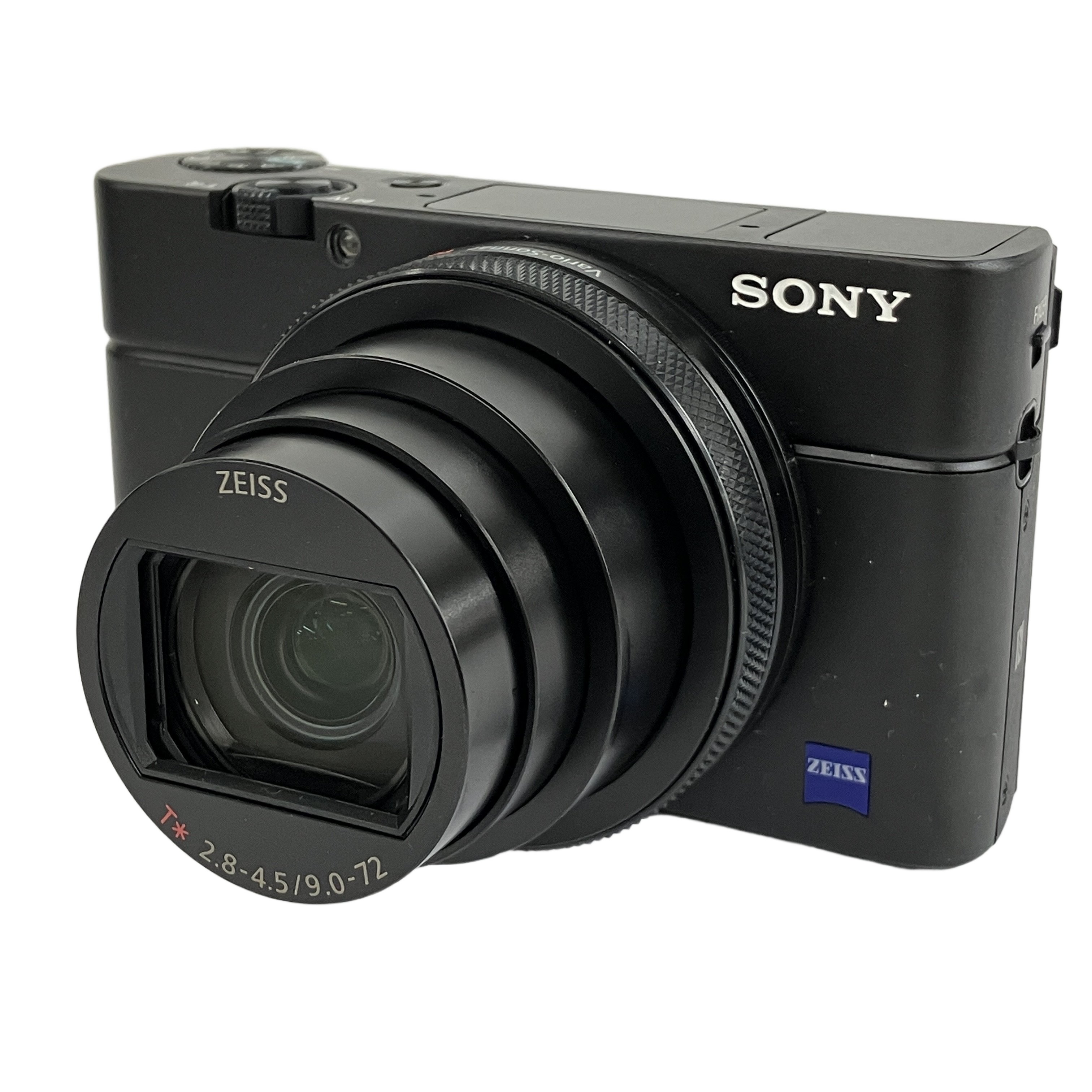 ポケットサイズにα9譲りの圧倒的なAF性能と24-200mmの高倍率ズームを凝縮した、究極のプレミアムコンパクトカメラ!