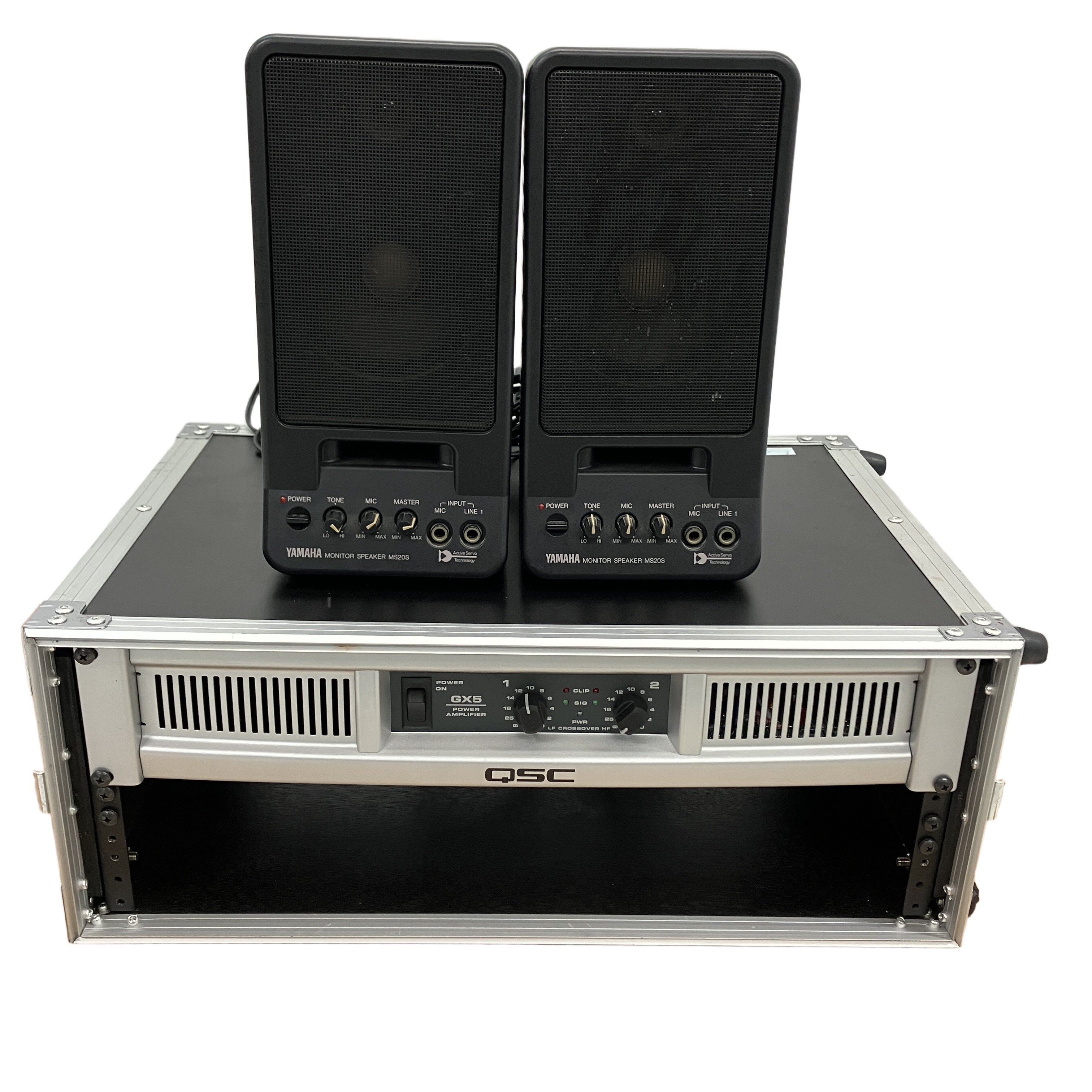 QSC GX5 プリメインアンプ ステレオ・パワーアンプ ケース付き 音響機器 中古