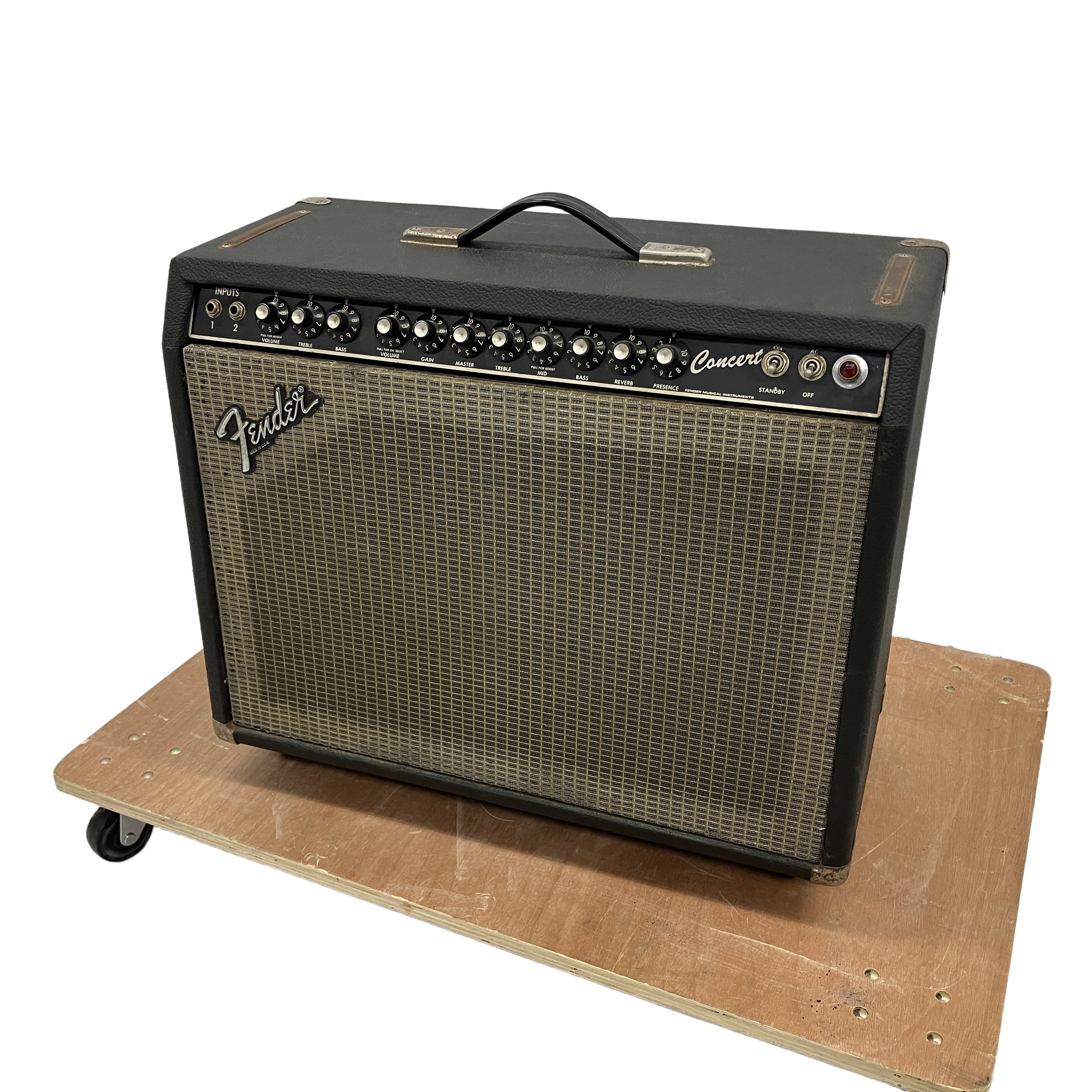 Fender CONCERT 真空管 ギターアンプ コンボアンプ 音響機材 フェンダー 中古