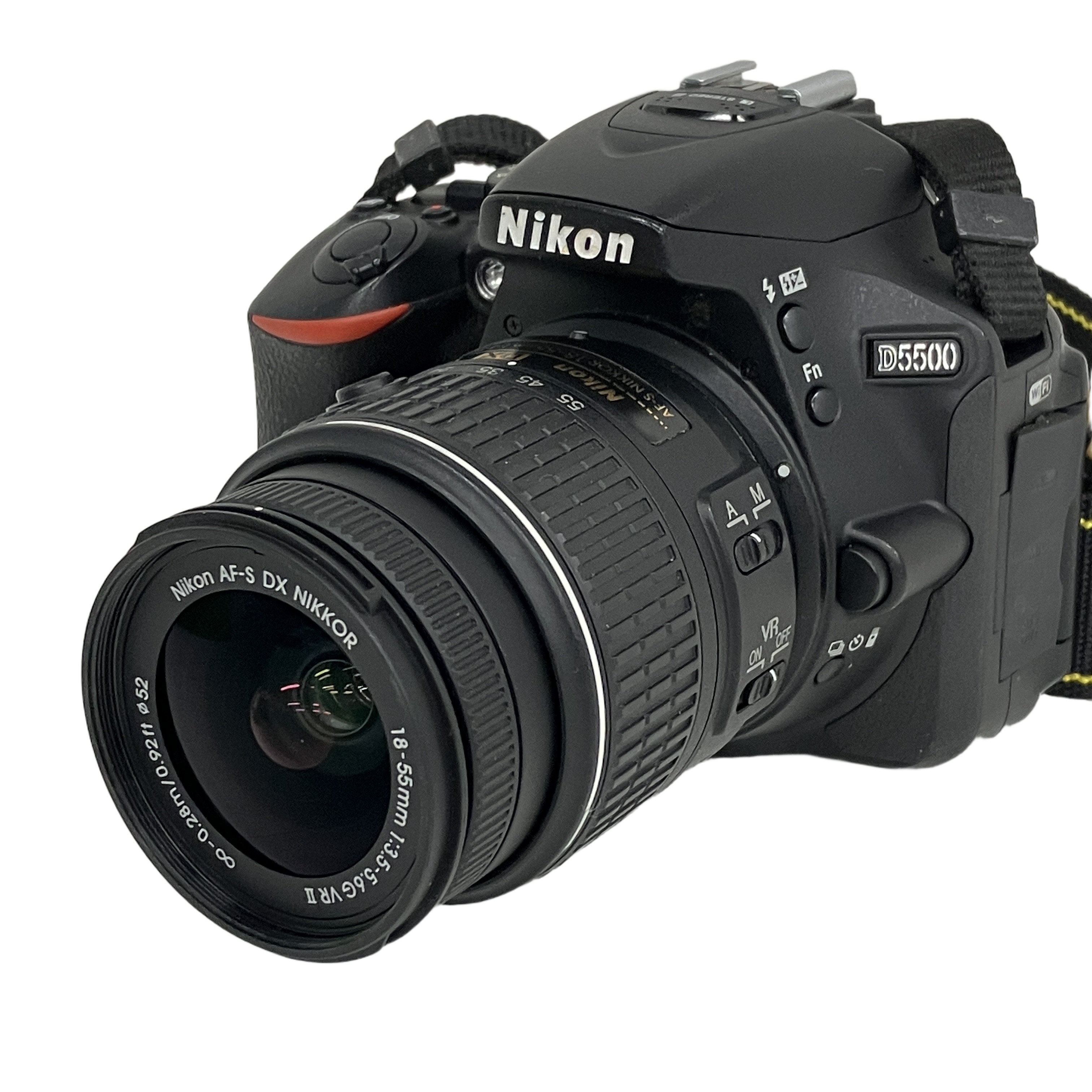 Nikon D5500 デジタル一眼レフカメラ AF-S DX NIKKOR 18-55mm F3.5-5.6G VR II レンズキット 一眼レフ カメラ 中古