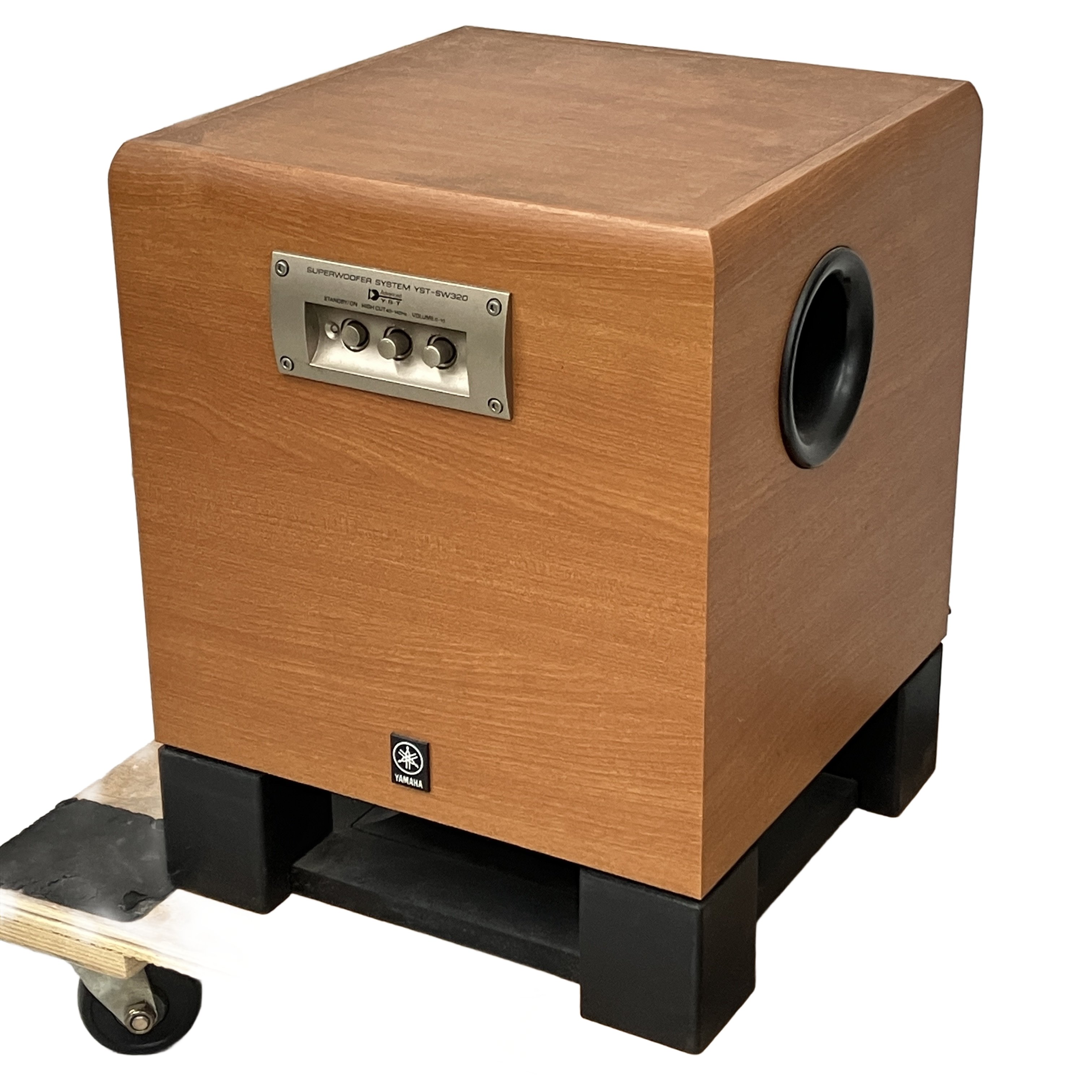 YAMAHA ヤマハ YST-SW320 サブウーファー 音響機器 オーディオ 中古