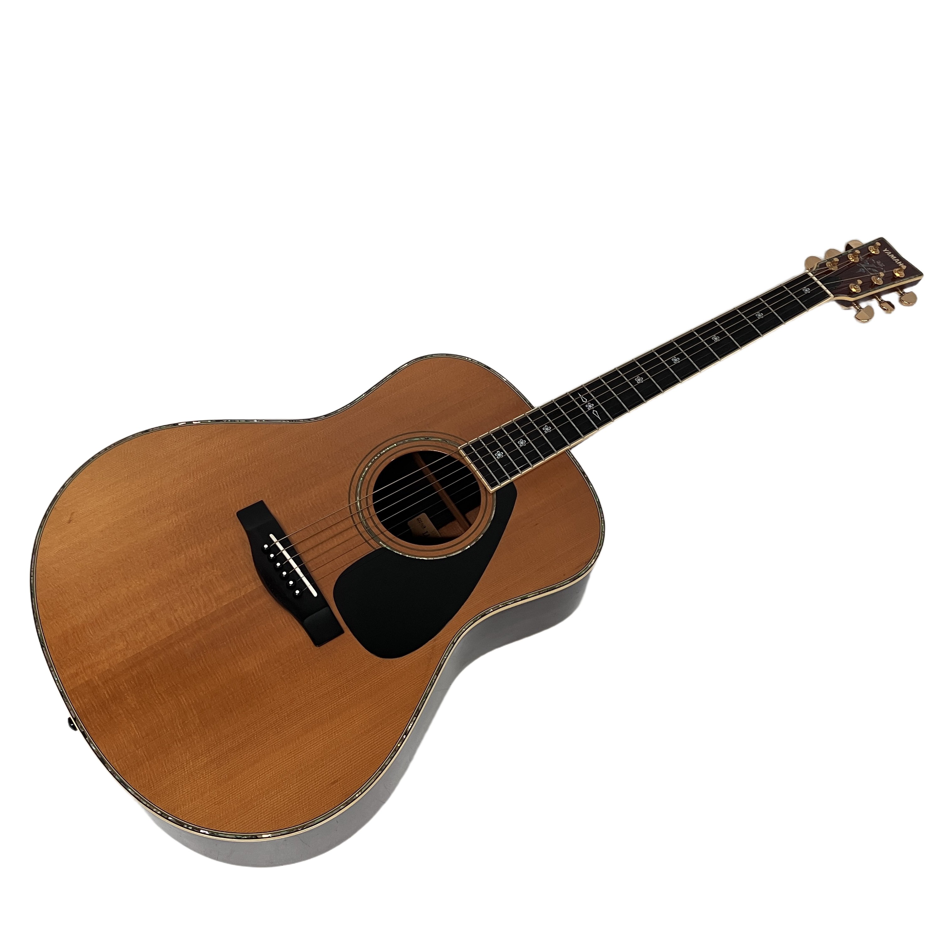 YAMAHA LL33JA 豊かな響きと品格を備えた純国産アコースティックギター