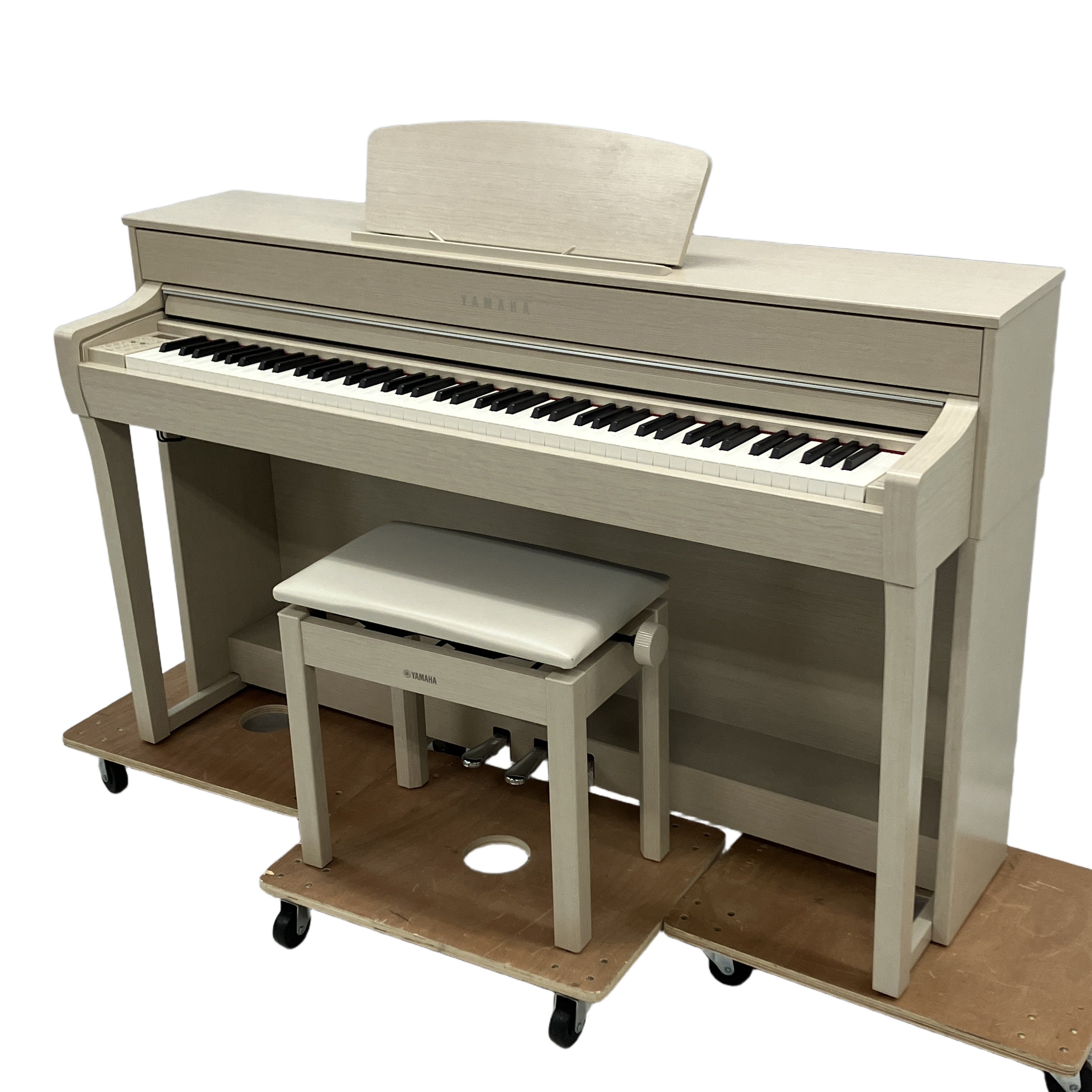 YAMAHA CLP-735WA Clavinova 電子ピアノ 88鍵 クラビノーバ 2021年製 楽器 ヤマハ 中古 良好