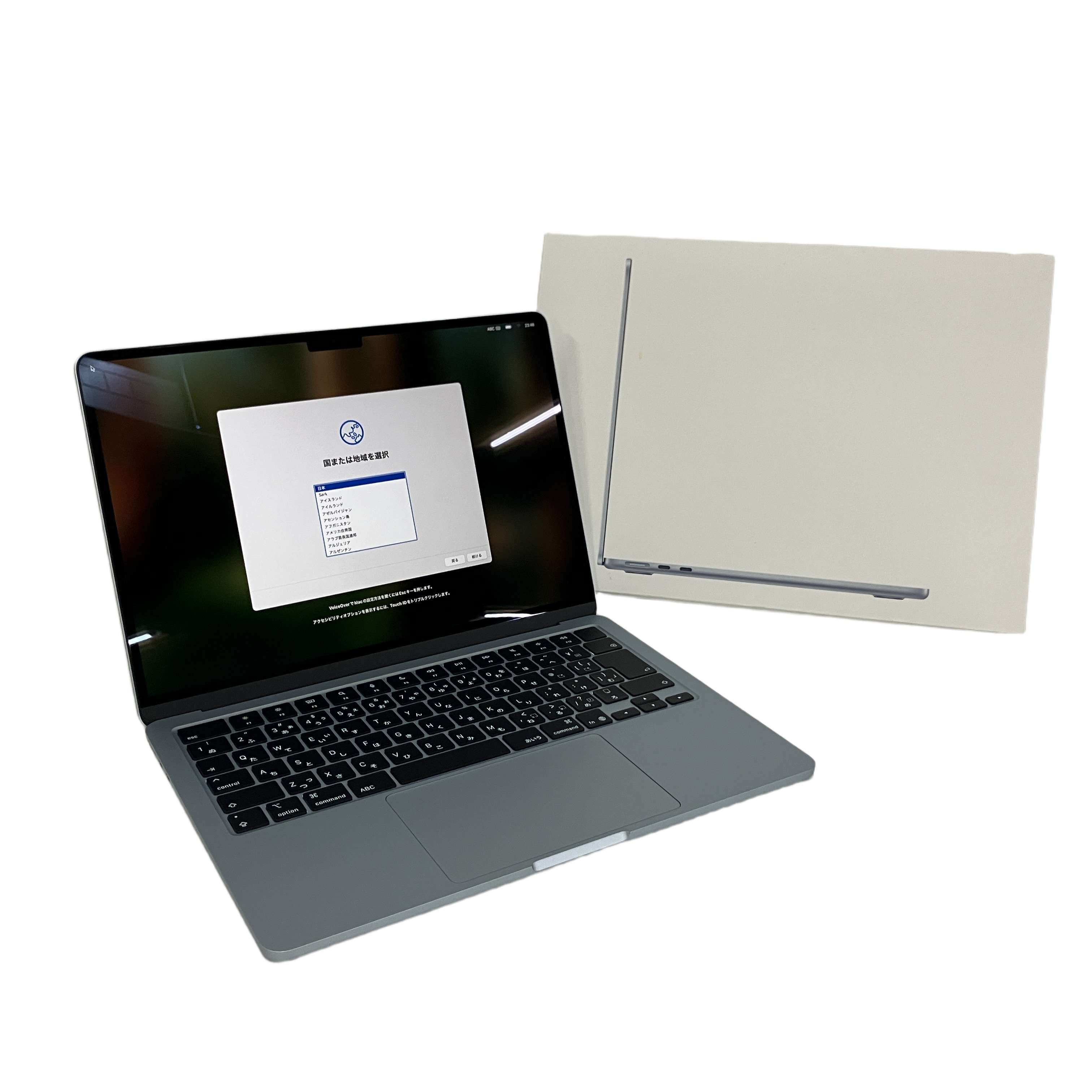 Apple MacBook Air M4 メモリ16GB SSD256GB Sequoia 13.6インチ ノートPC 良好