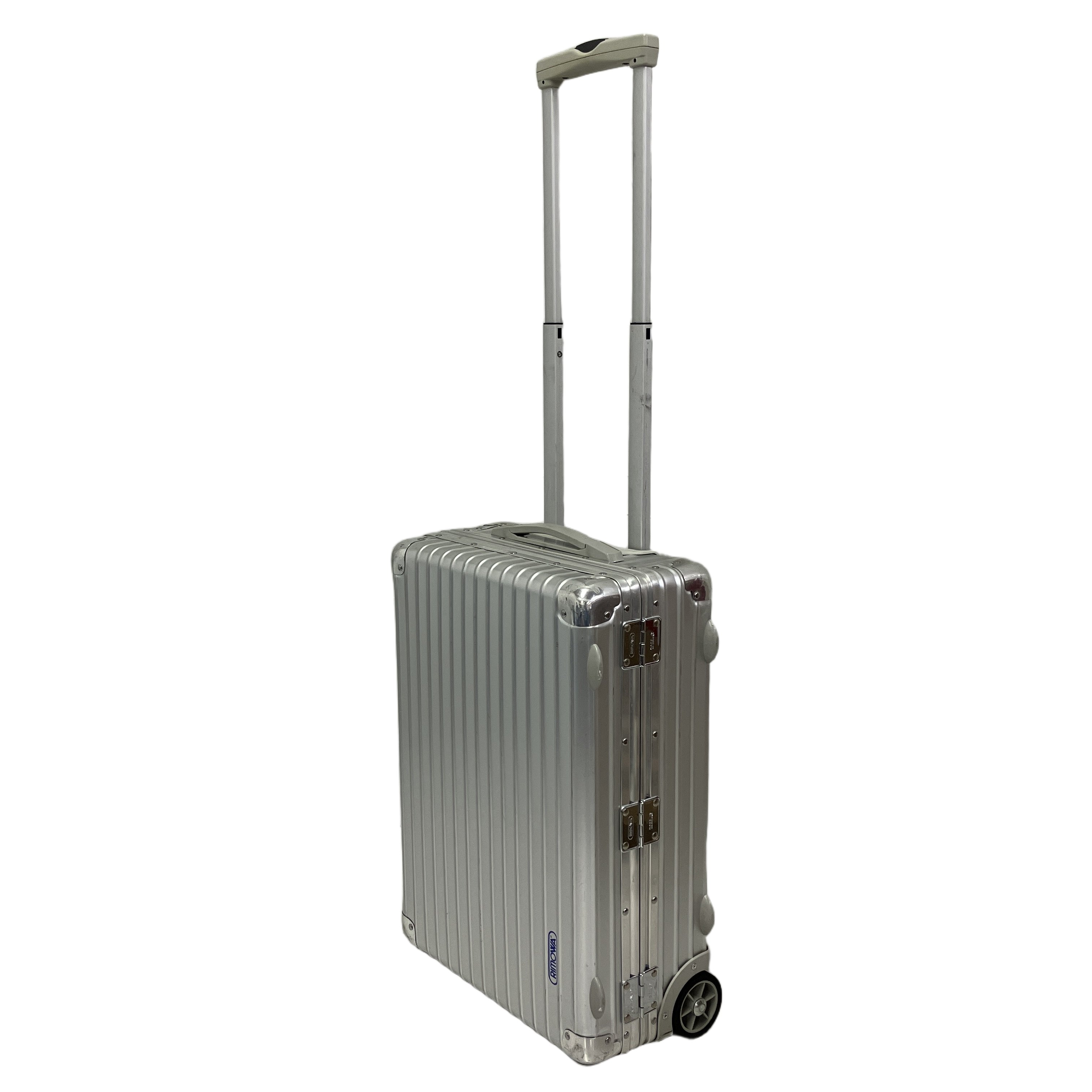 RIMOWA Classic Flight 2輪 スーツケース キャリーケース コンパクト 旅行 リモワ 中古