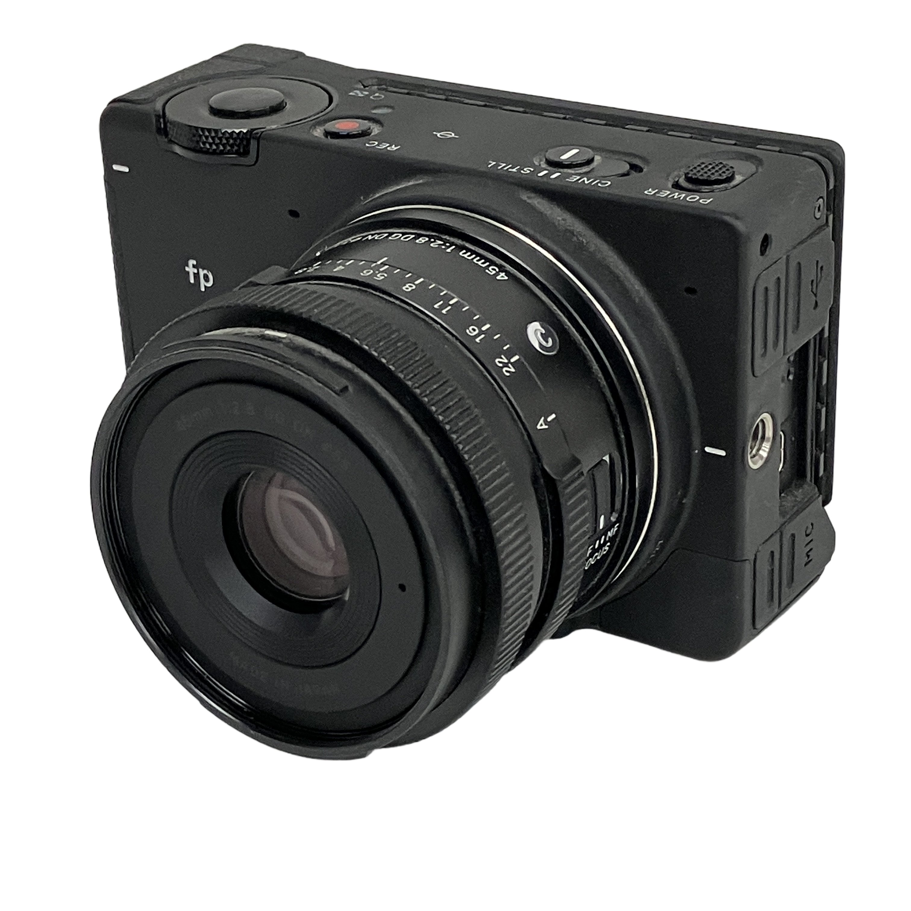 SIGMA fp 45mm F2.8 DG DN Kit 究極の機能美と圧倒的な表現力を携えたポケットサイズの一眼