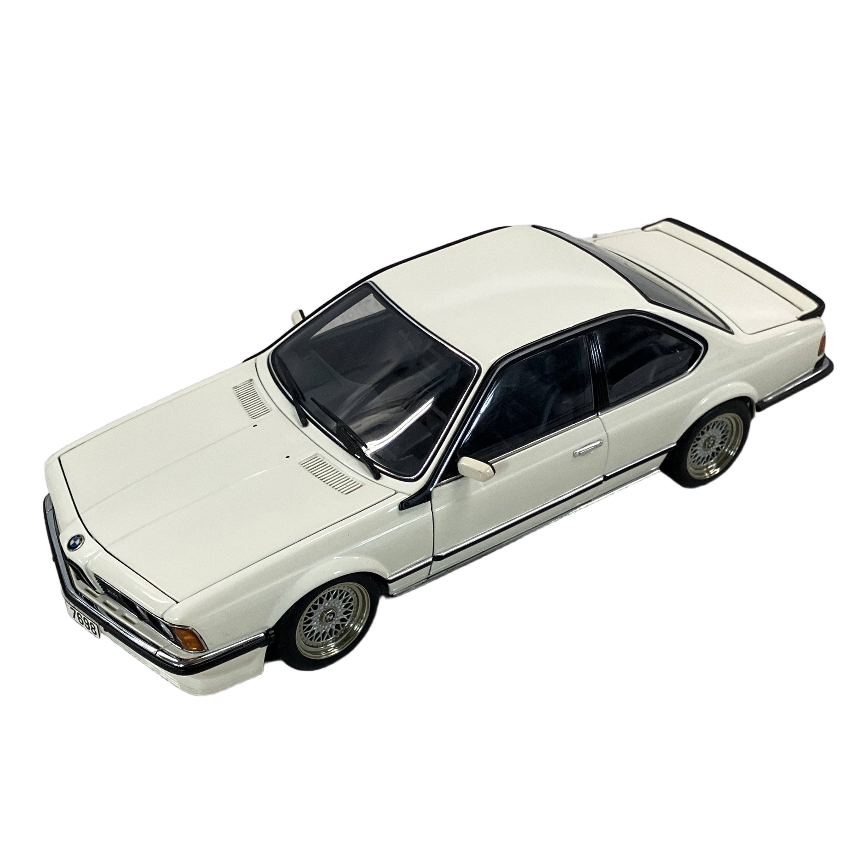 AUTOart M635 CSi BMW 6-Series 1/18 オートアート 1/18 ミニカー 模型 中古
