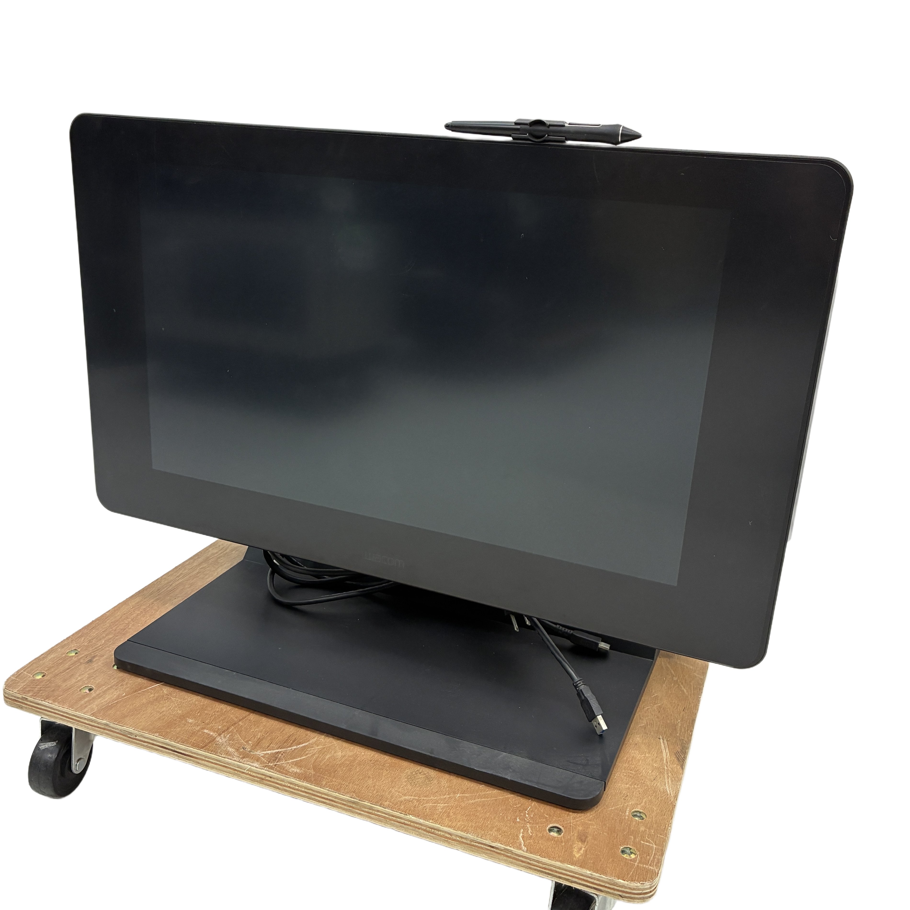 Wacom DTH-2420 Cintiq Pro 24 液晶ペンタブレット エルゴスタンド付属 液タブ ワコム 中古