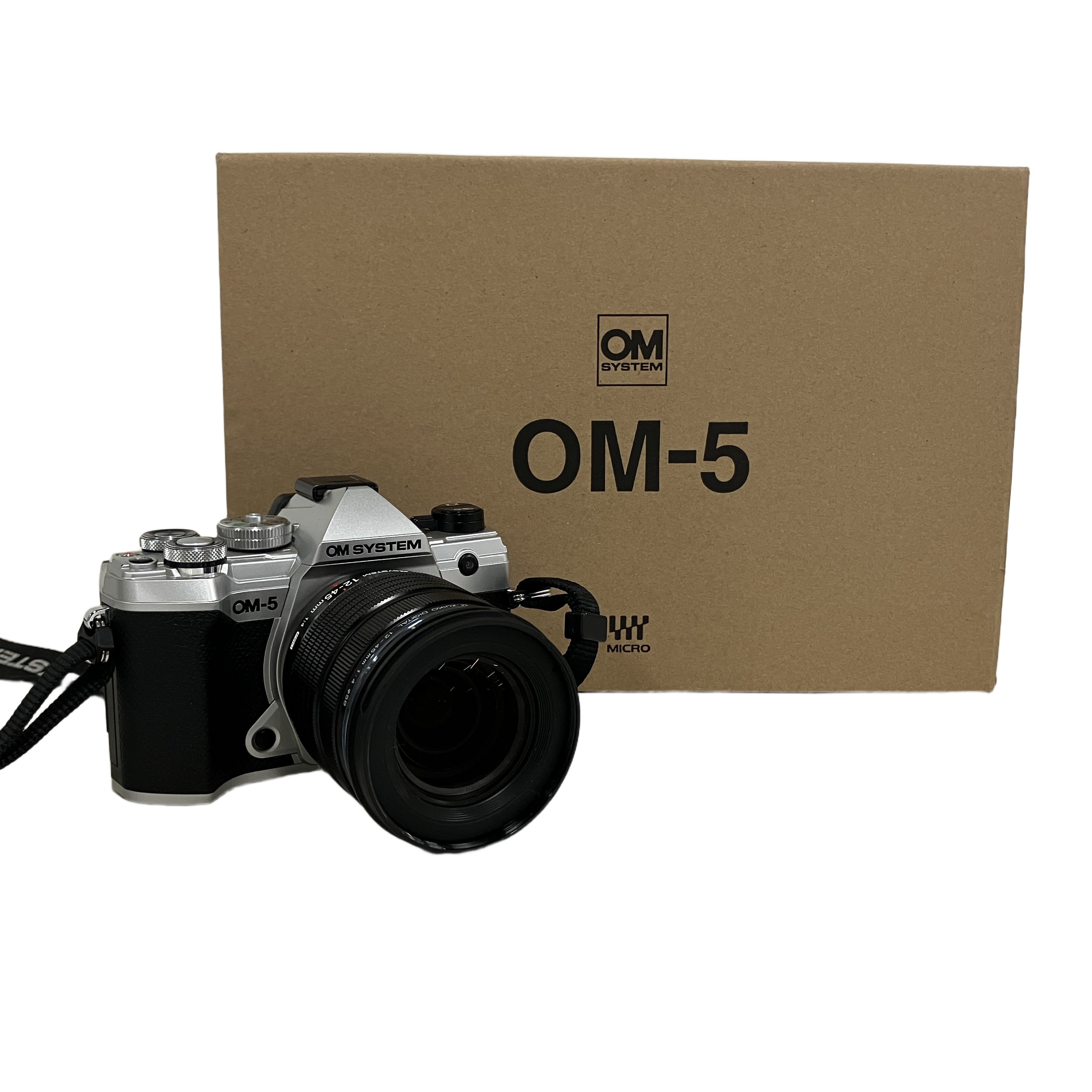 OLYMPUS OM SYSTEM OM-5 M.ZUIKO DIGITAL ED 12-45mm F4.0 PRO レンズキット ミラーレス シルバー カメラ 中古