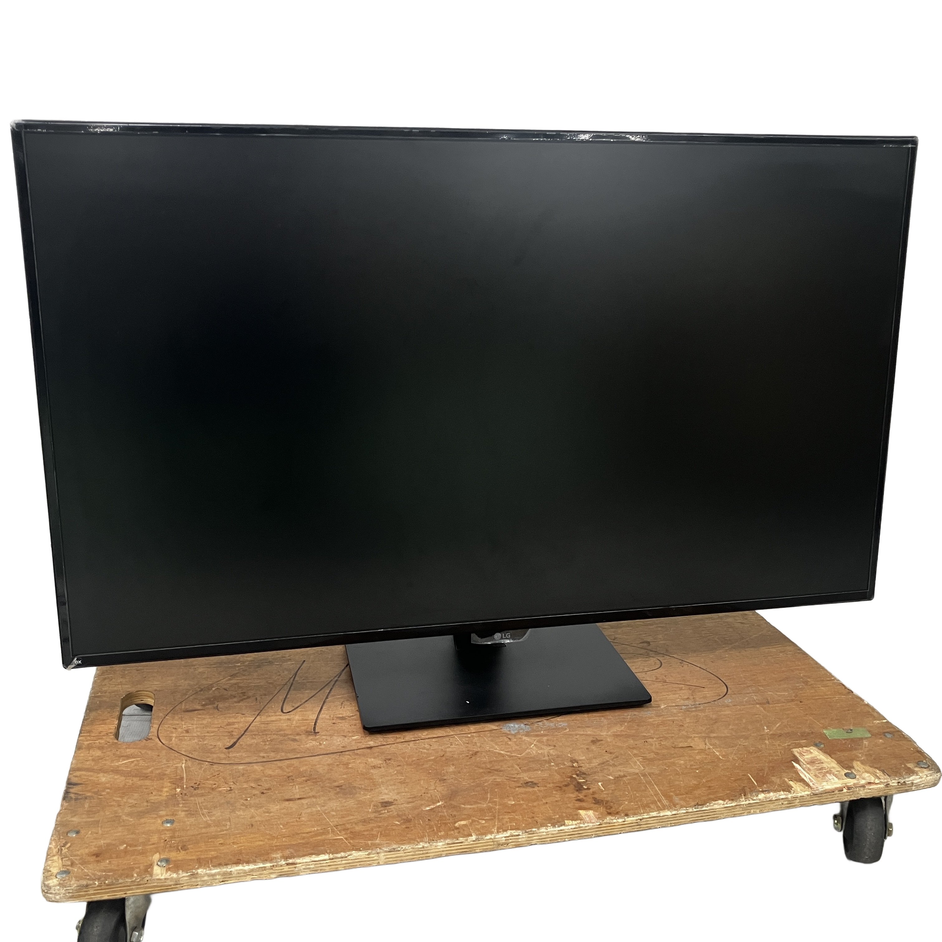 LG 43UN700-B 42.5インチ 液晶モニター 2022年製 PC周辺機器 中古