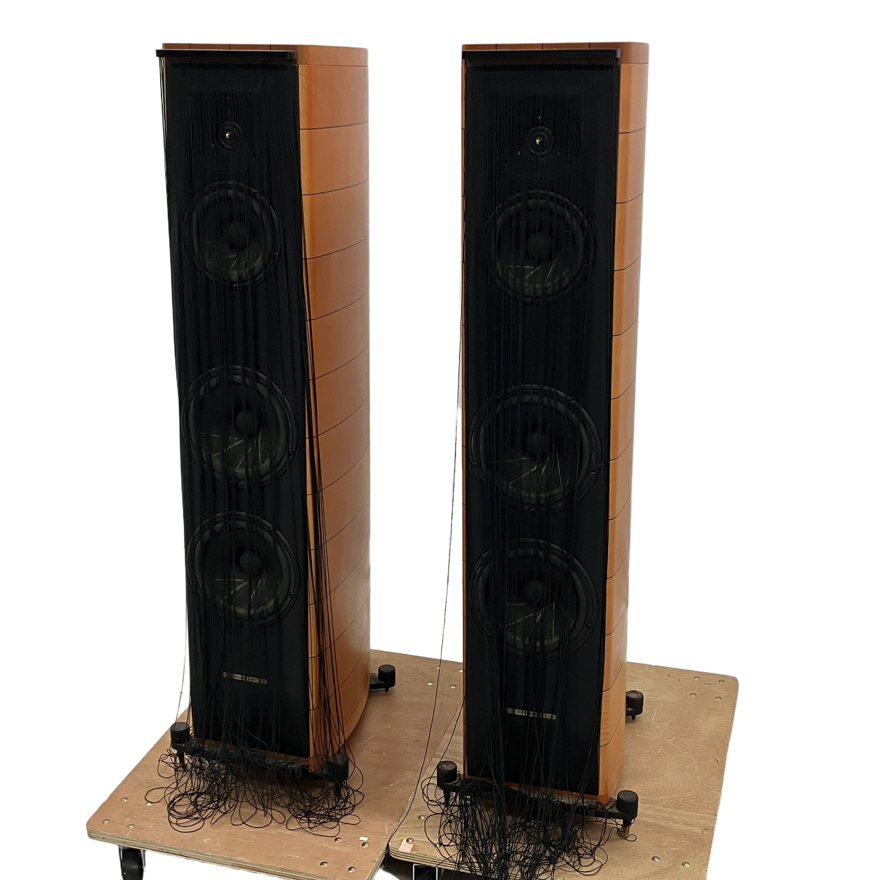 Sonus faber CREMONA 3ウェイ 4スピーカー フロア型 ペア オーディオ 音響機材 ソナスファベール 現状品 中古