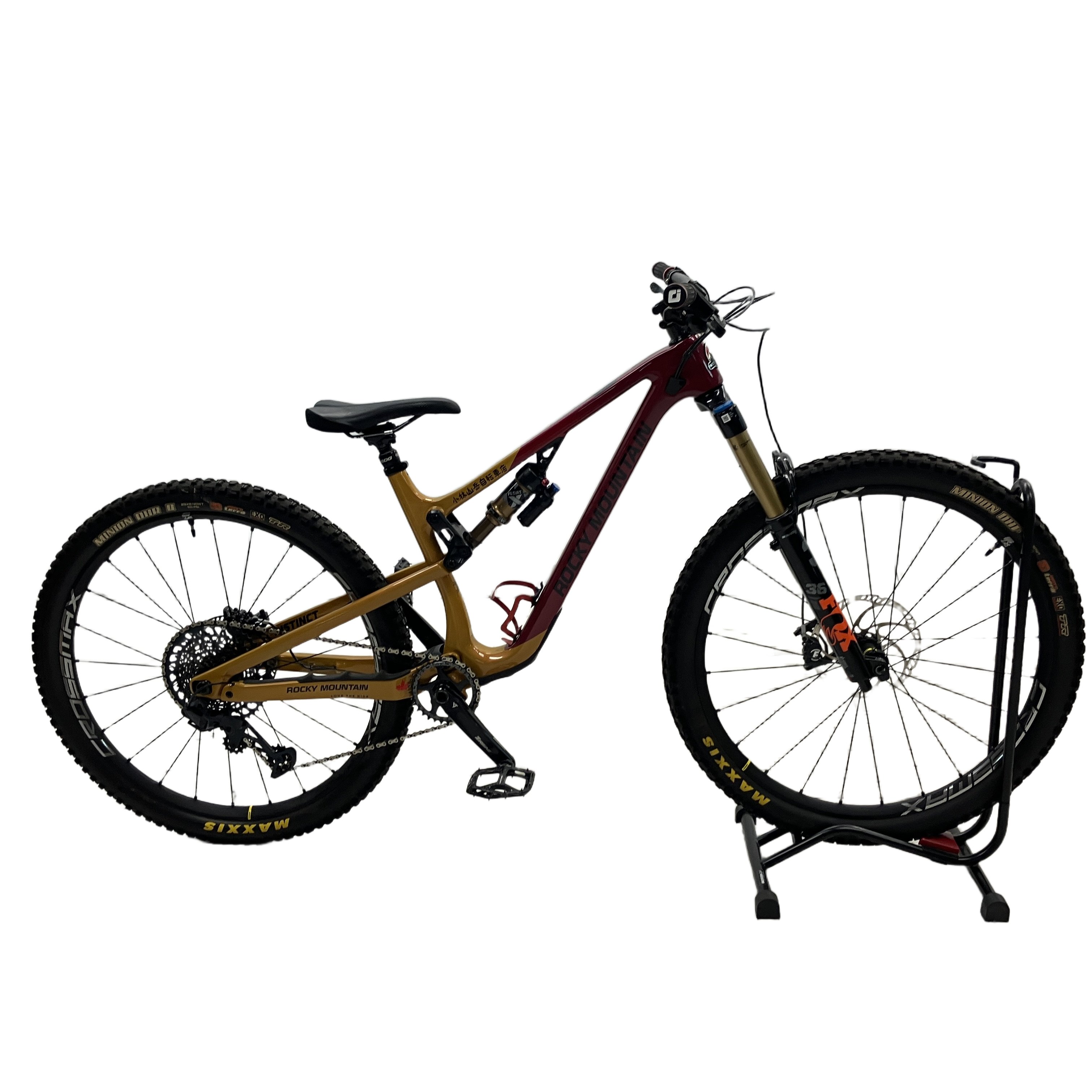 ★ Rocky Mountain INSTINCT Carbon マウンテンバイク(中古)★