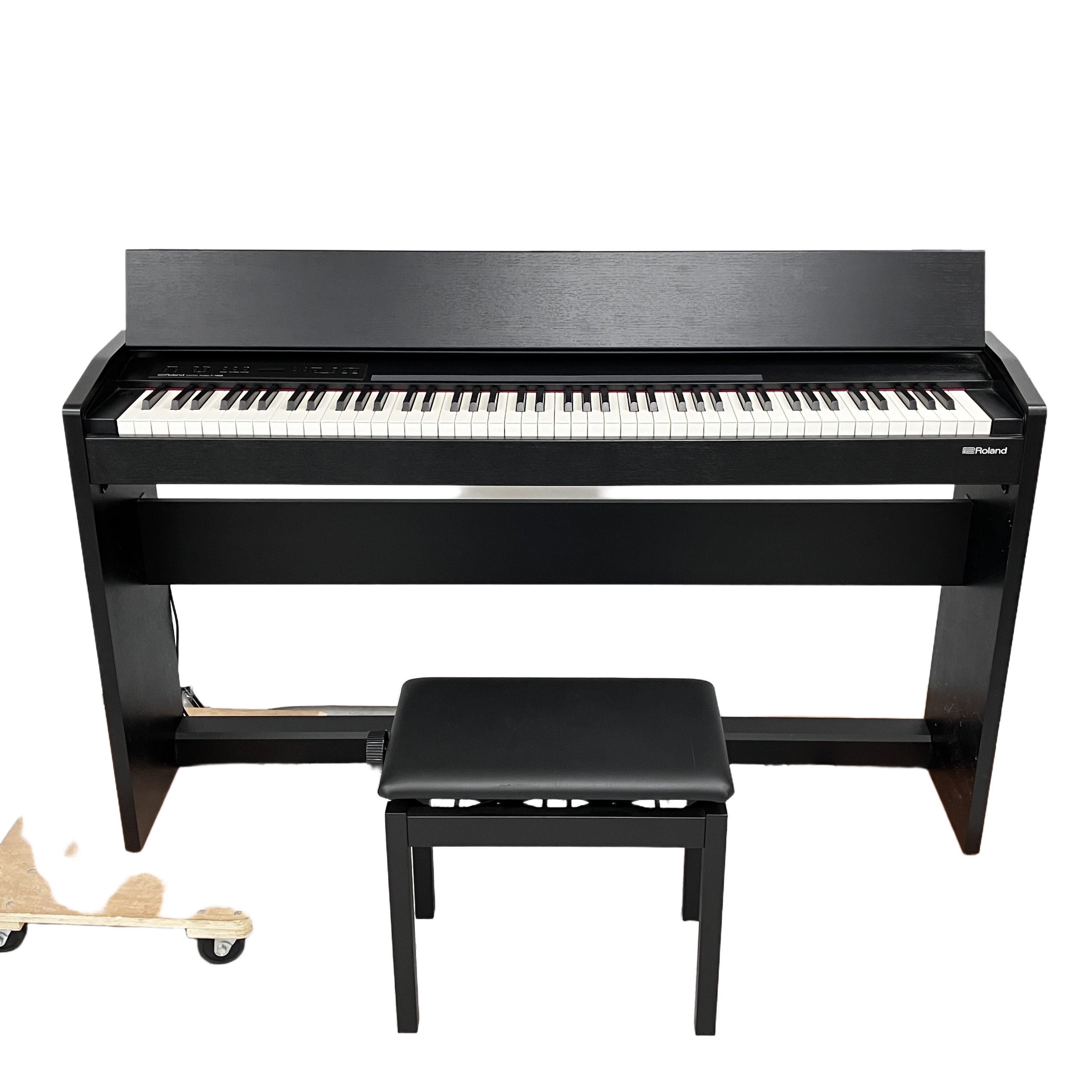 ROLAND F-140R Digital Piano 電子ピアノ 88鍵盤 楽器 2016年製 ローランド 中古