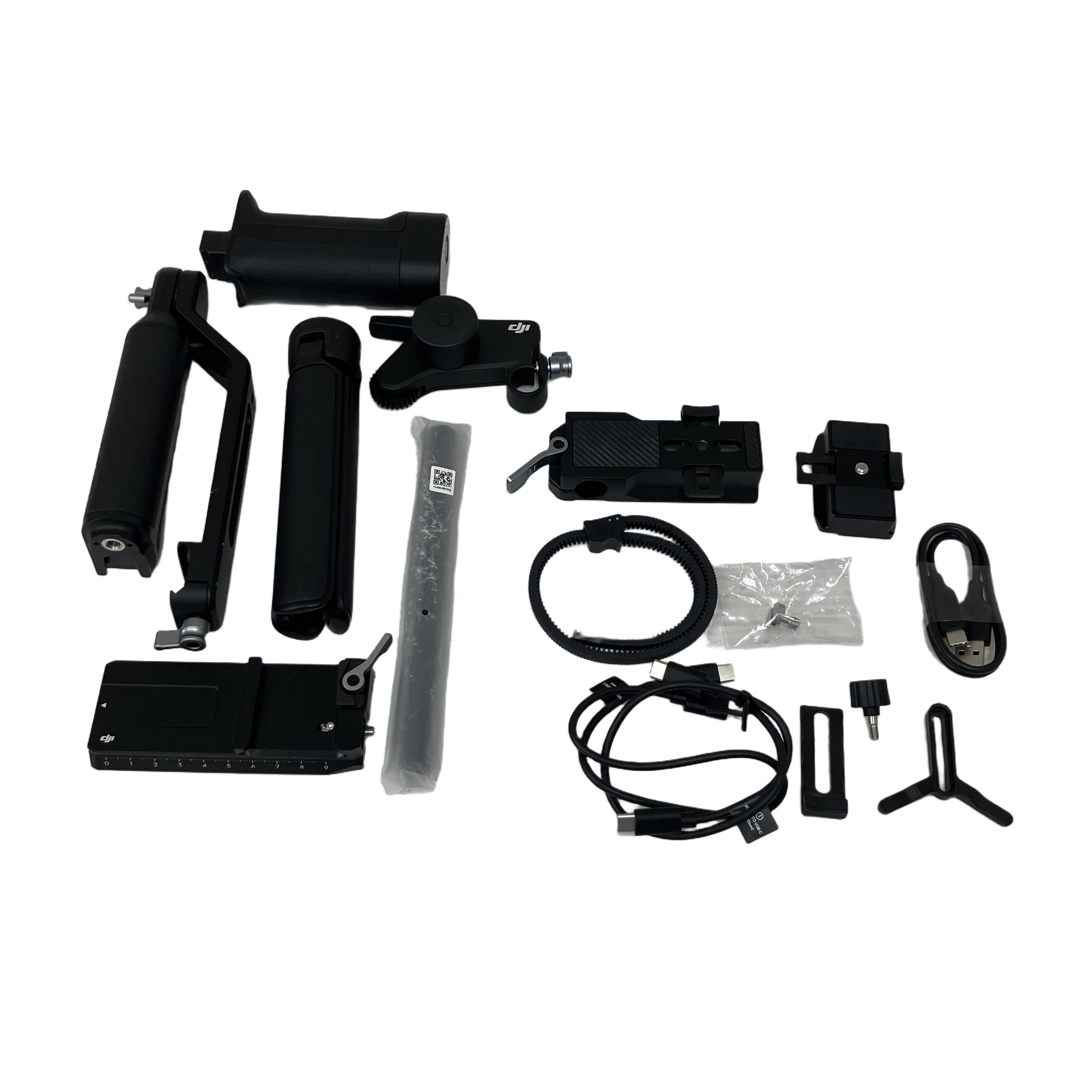 DJI RS 4 コンボスタビライザー ジンバル 3軸 カメラ周辺機器 アクセサリ 中古